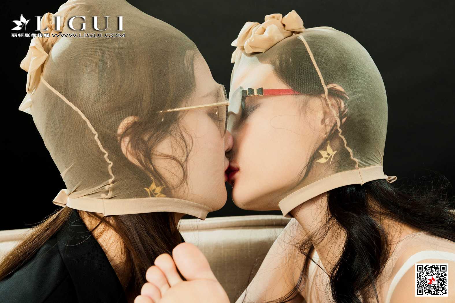 [Ligui丽柜]2020.10.23《双生花》 在线浏览第1张