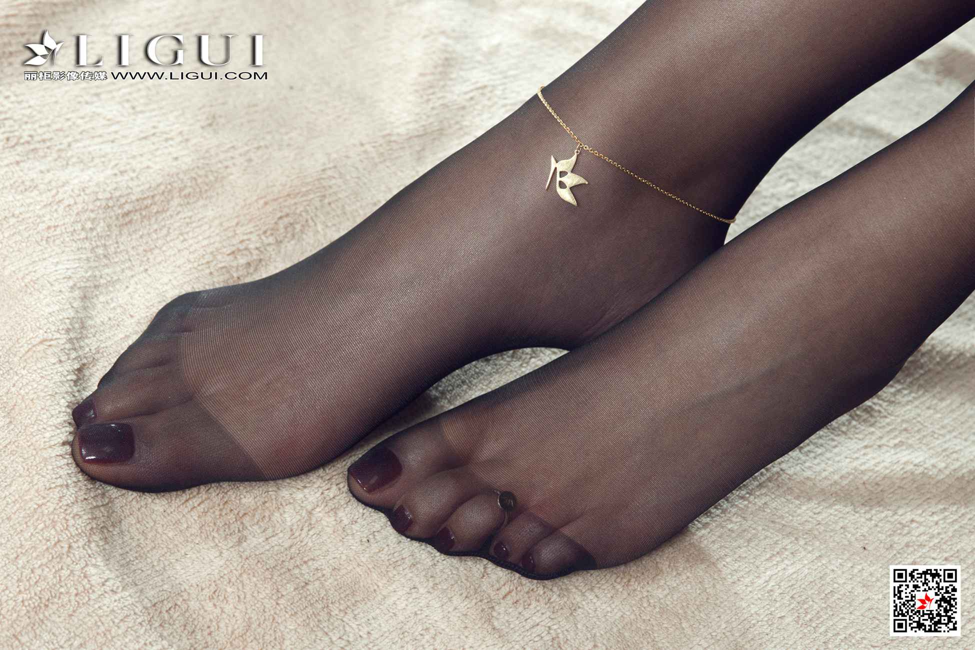 [Ligui丽柜] 2021.02.01 《职场新秀》嘤嘤 [56P]第14张