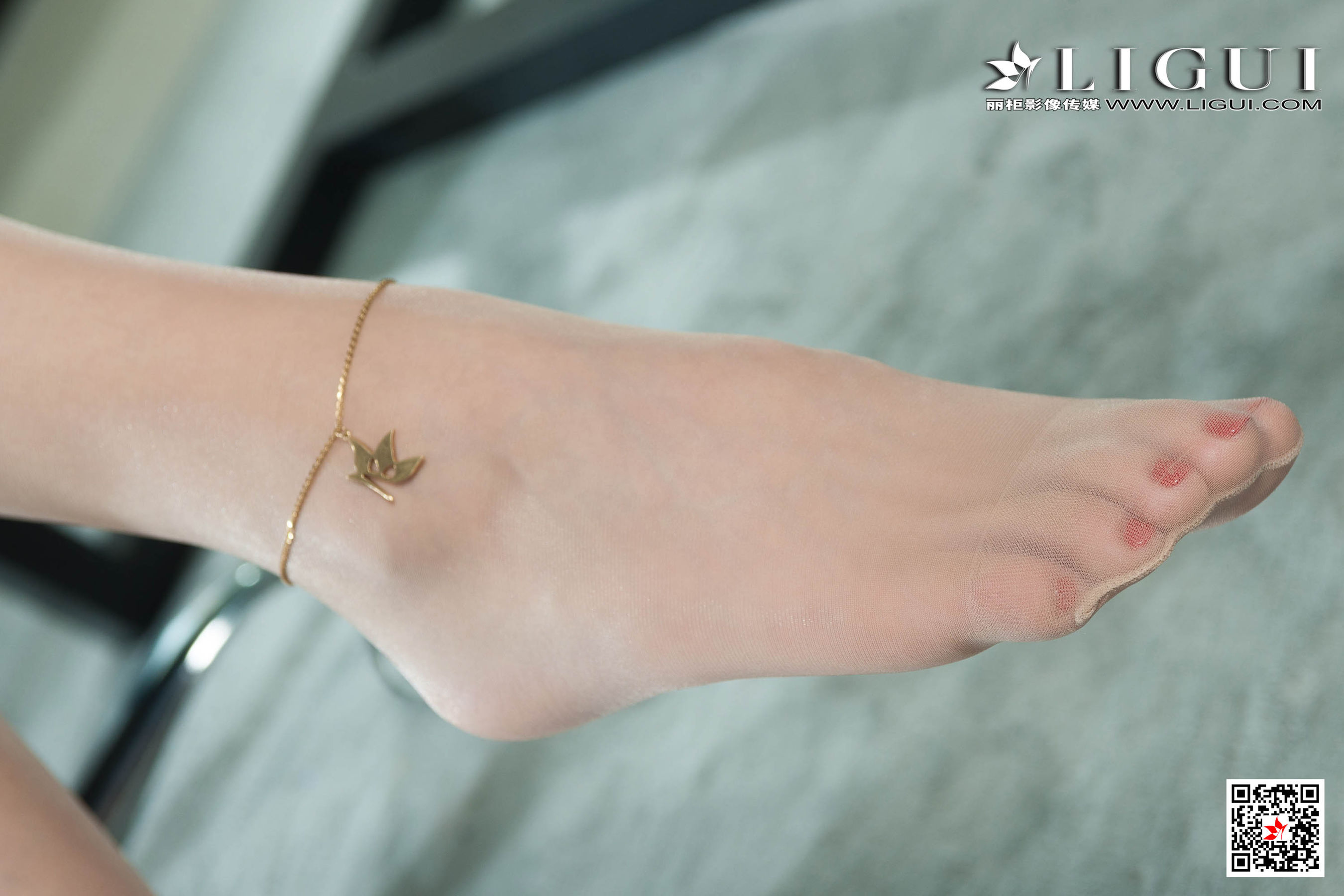 [丽柜Ligui] 网络丽人 Model 程程 - 校服丝足诱惑第20张