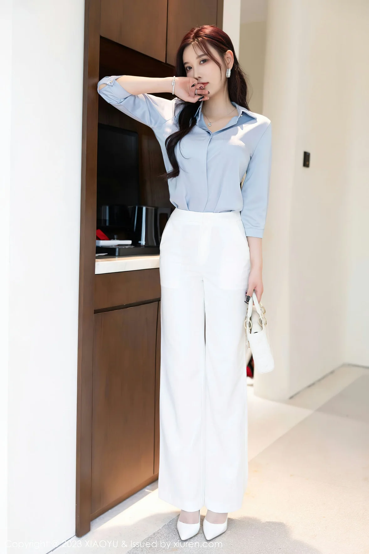  XIAOYU 语画 Vol.1065 杨晨晨Yome 白色简约OL贵州旅拍 [86P]第7张