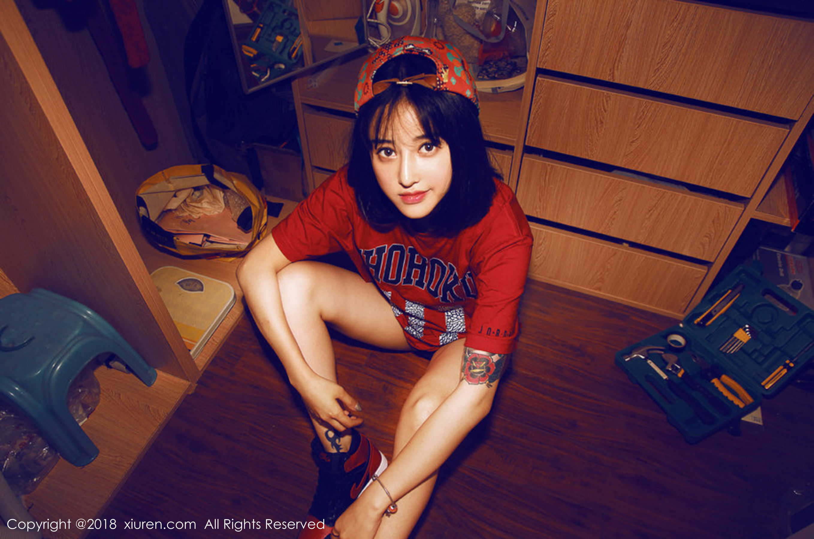  丹妮Danny《运动滑板人体抹油与浴室湿身》 XiuRen 秀人网 No.994第5张