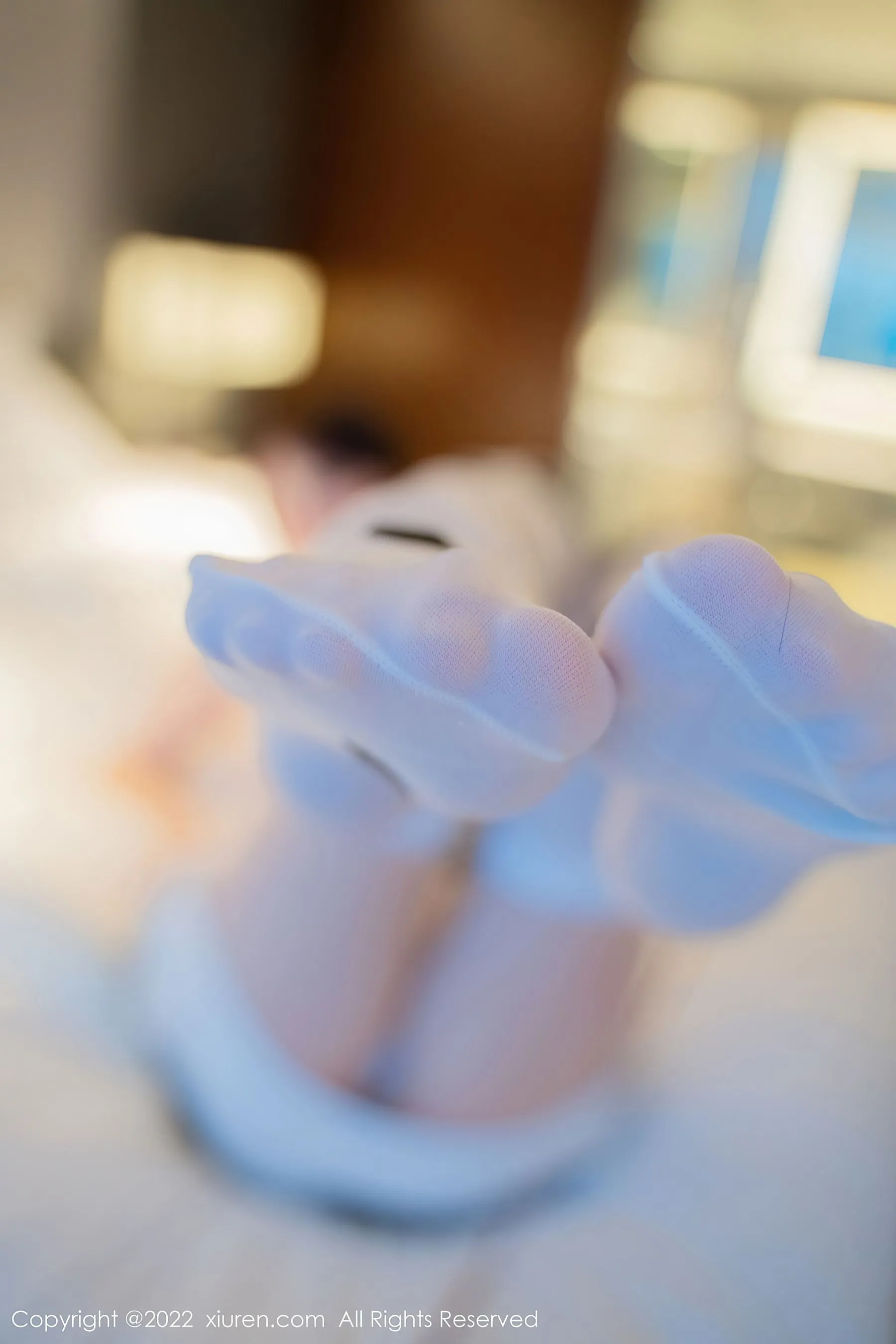 秀人网 No.5896 Arude薇薇 奶牛服美臀第5张