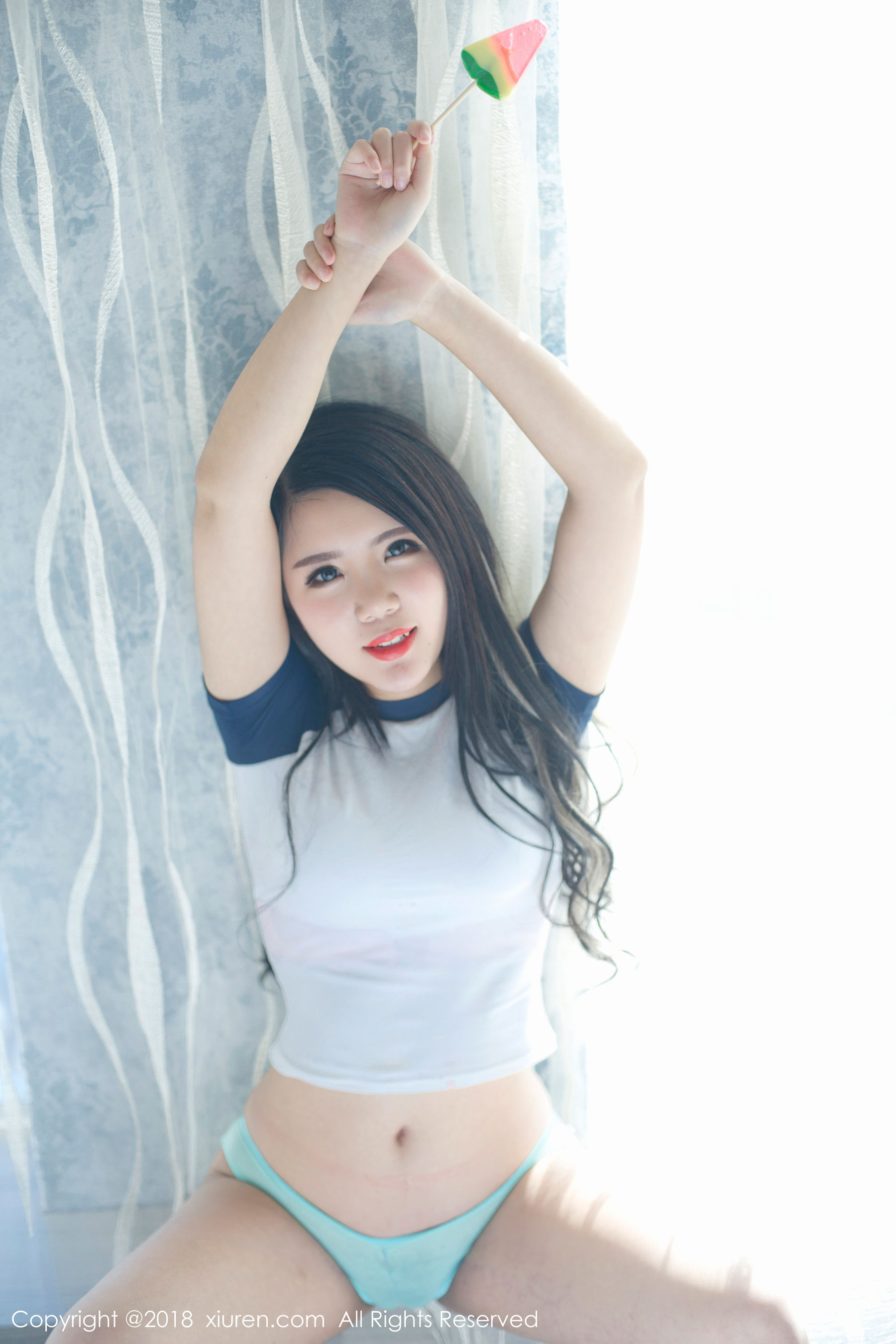  北海大公主《165CM娃娃脸可爱软妹子》 XiuRen 秀人网 No.1011第12张