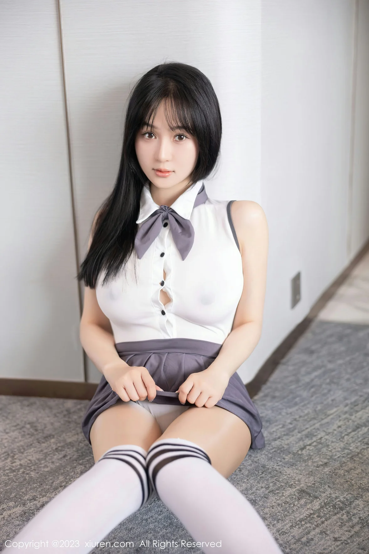  XiuRen 秀人 No.6818 柚琪Rich 轻透高开叉性感写真 [99P]第6张