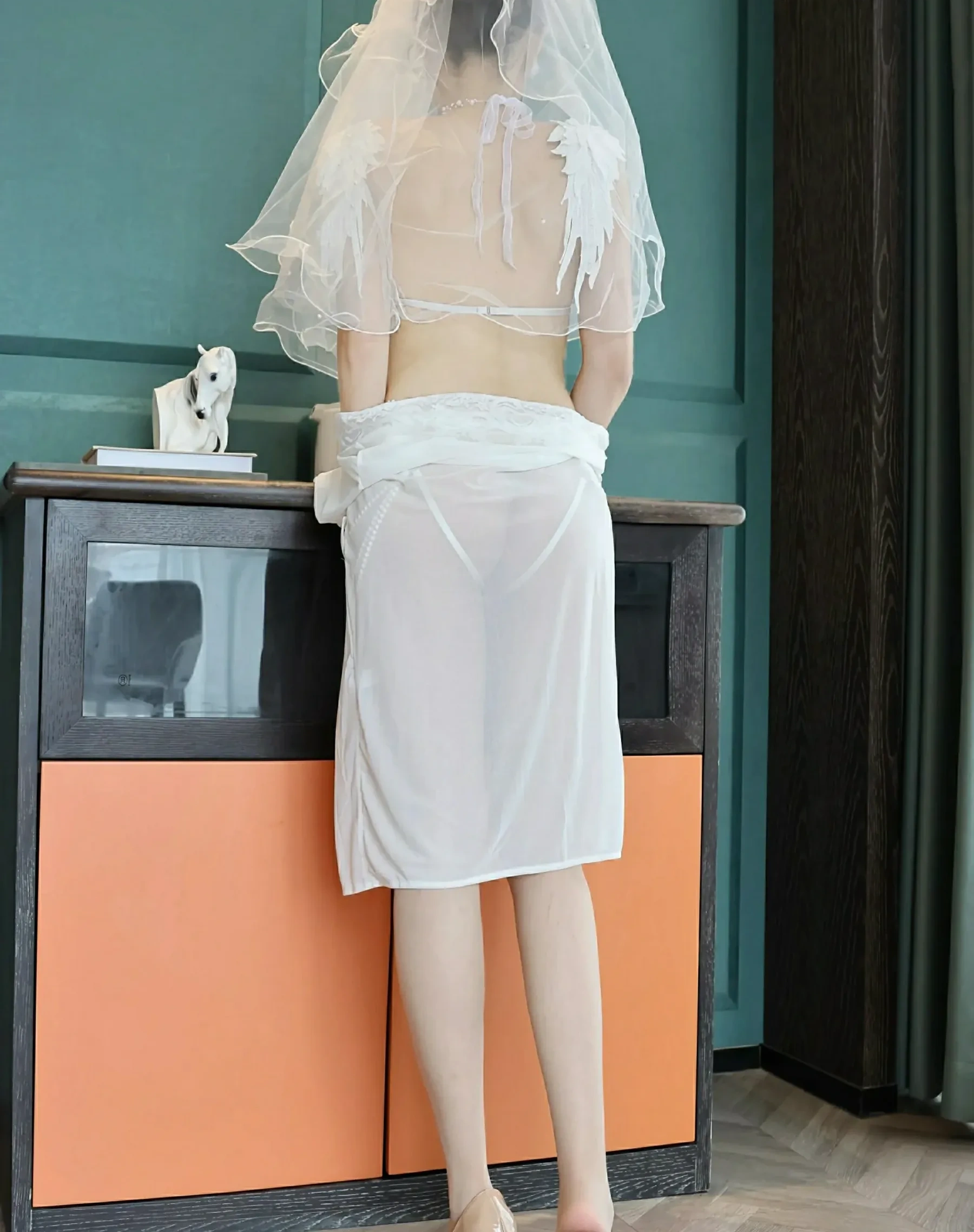  秀人网 No.10559 糯梨子 [70P]第7张