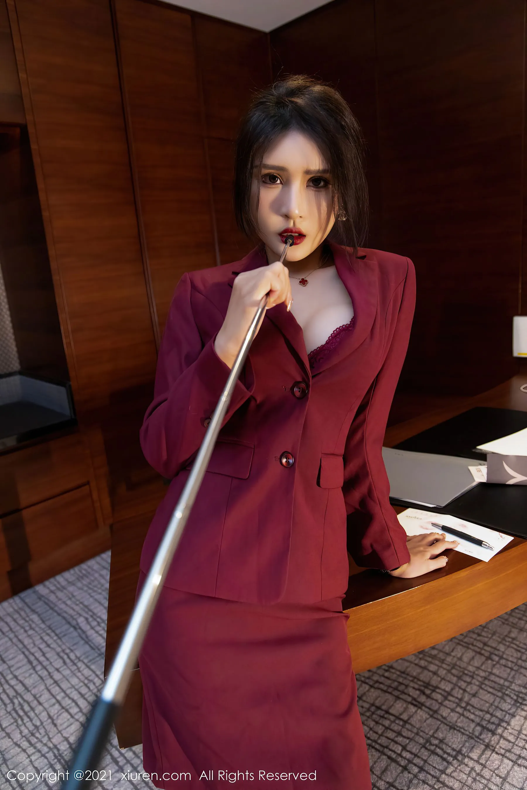  秀人 No.4038 Emily尹菲第20张