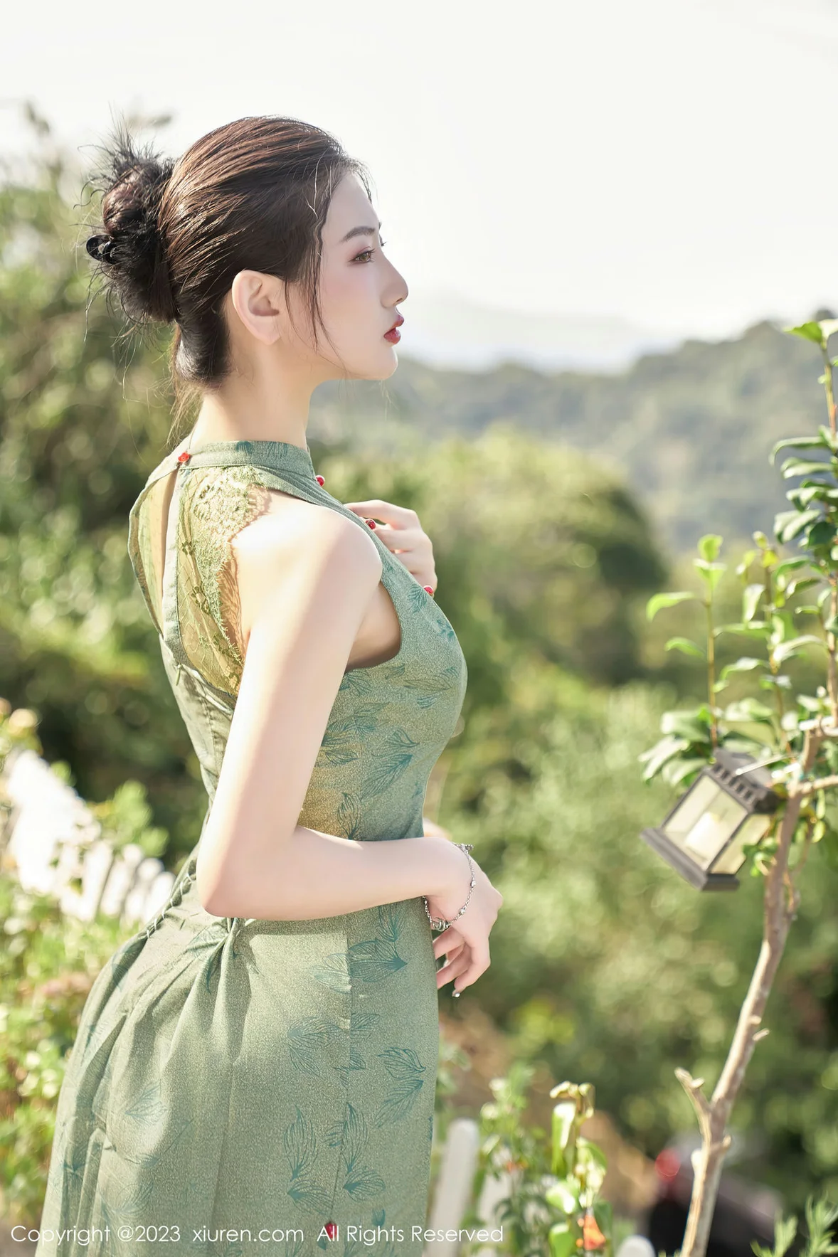  XiuRen 秀人 No.7181 沈青黛 翠绿色旗袍性感写真 [99P]第6张