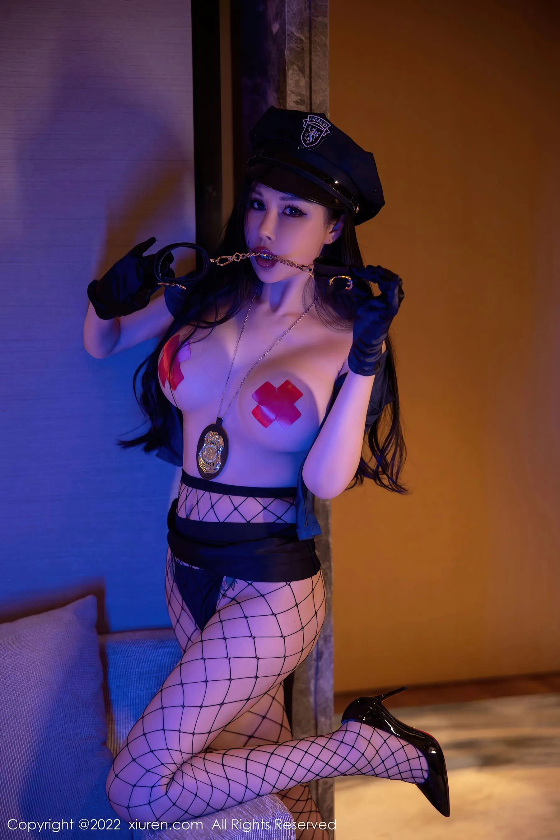 秀人网 No.5767 田冰冰 制服美臀第20张