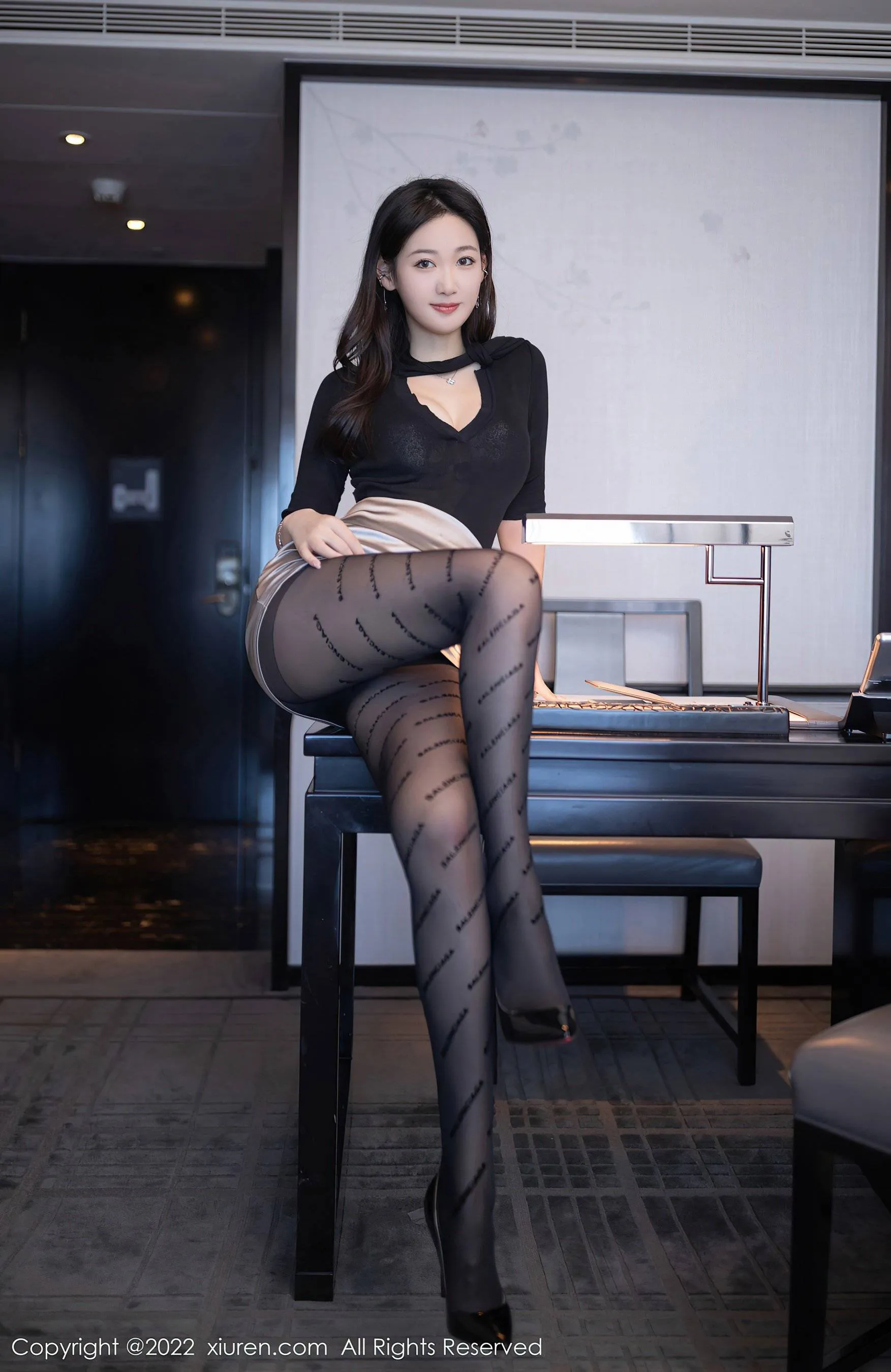  秀人网 No.5887 唐安琪 黑丝短裙第27张