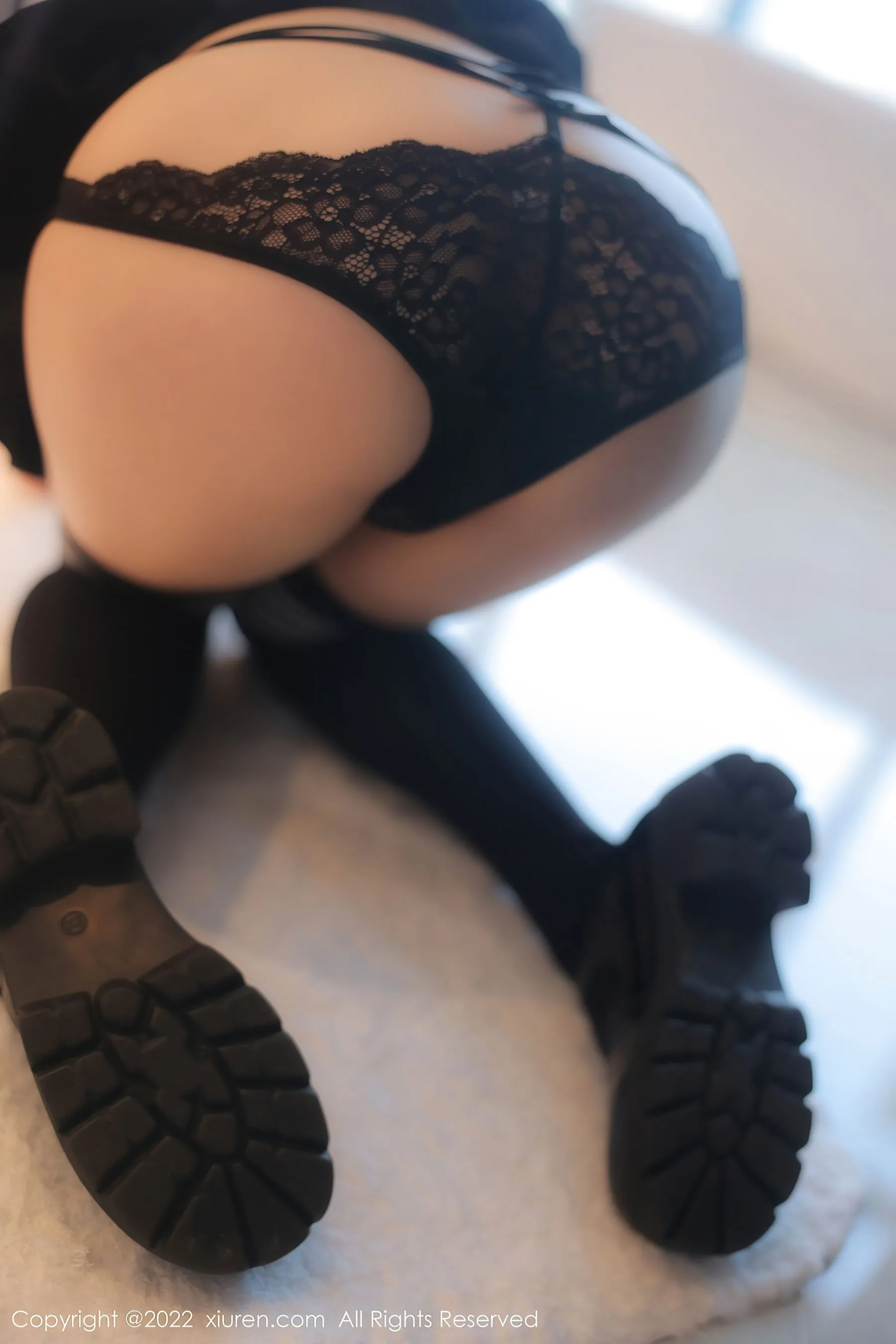  秀人网 No.5365 婠婠么 丝袜美腿第24张