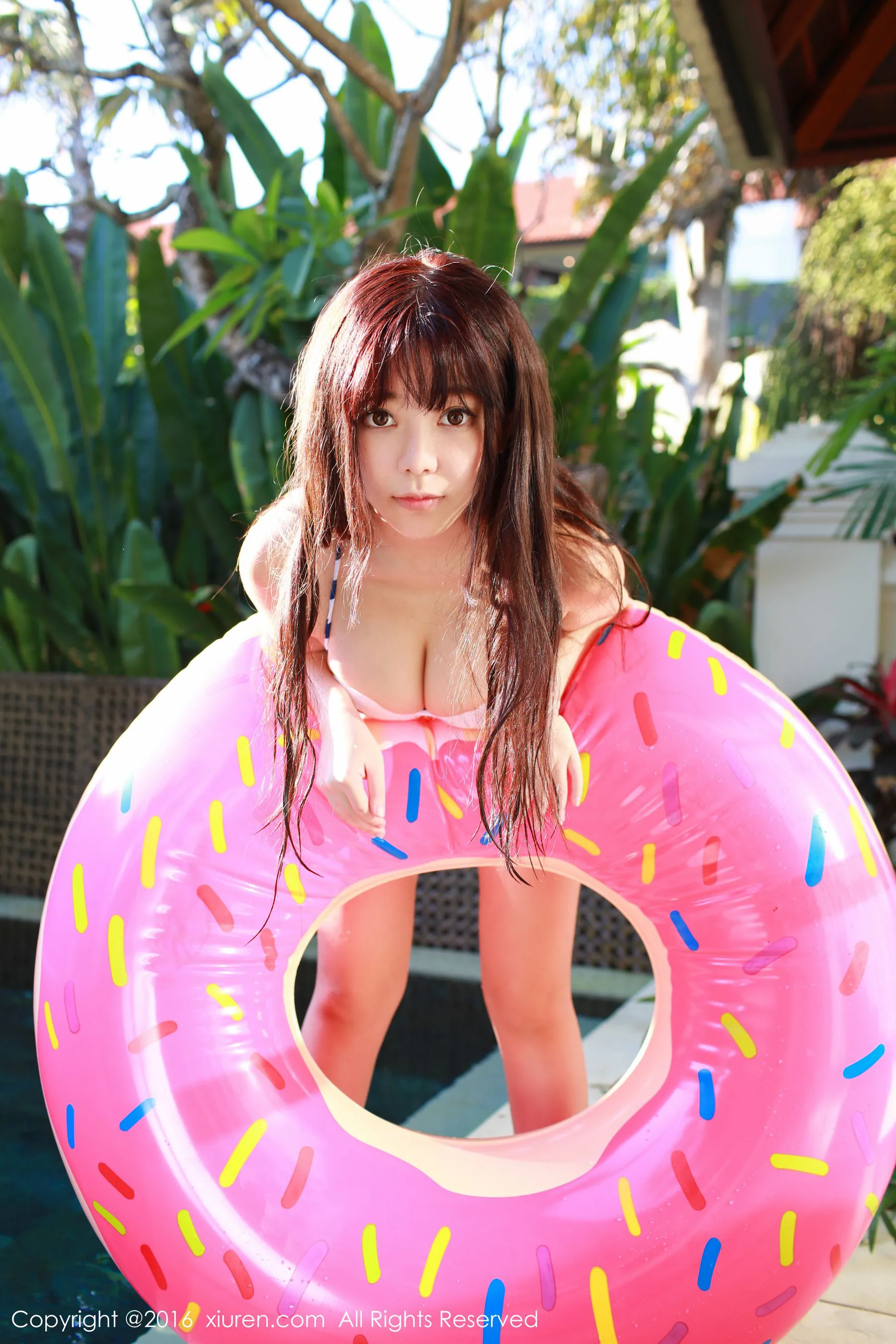 刘飞儿Faye《巴厘岛旅拍》2套死库水 秀人网 No.514第14张