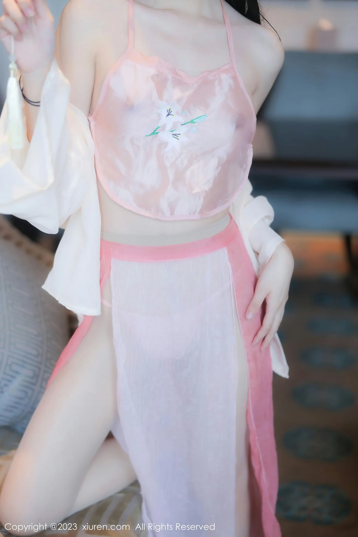  XiuRen 秀人 No.7290 幼幼 原色丝袜泰国旅拍 [89P]第3张