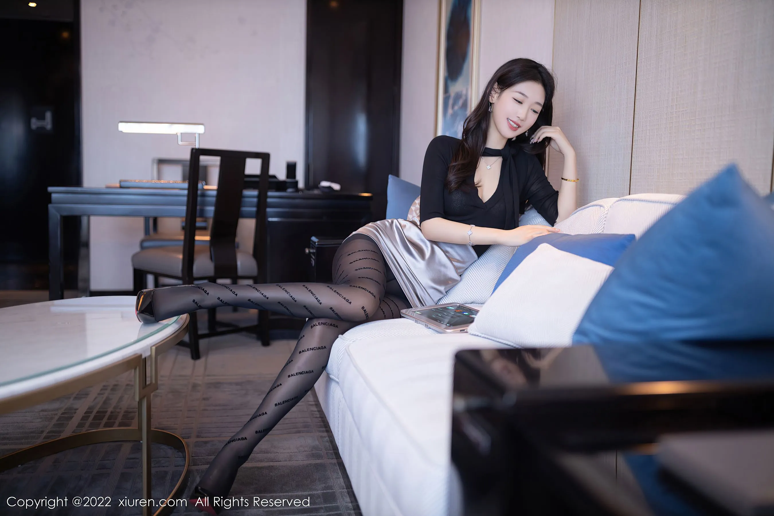  秀人网 No.5887 唐安琪 黑丝短裙第21张