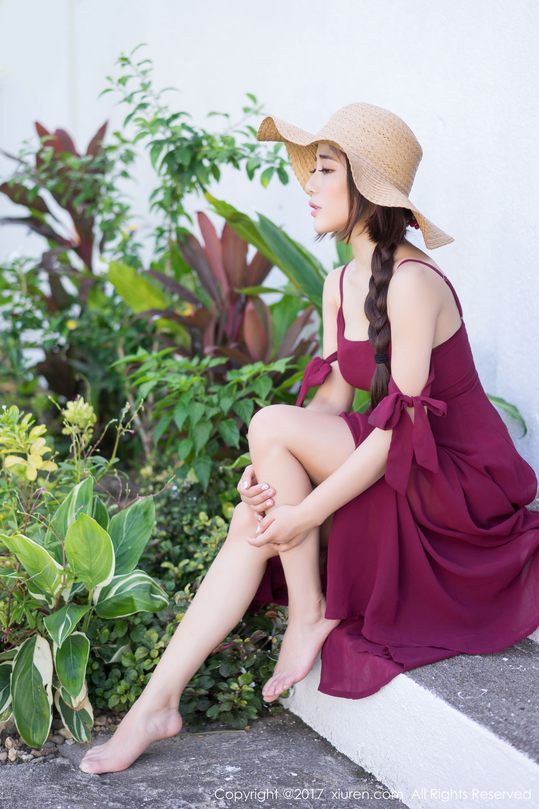  兜豆靓Youlina《室外清新，室内性感特写》 XiuRen 秀人网 NO.814第12张