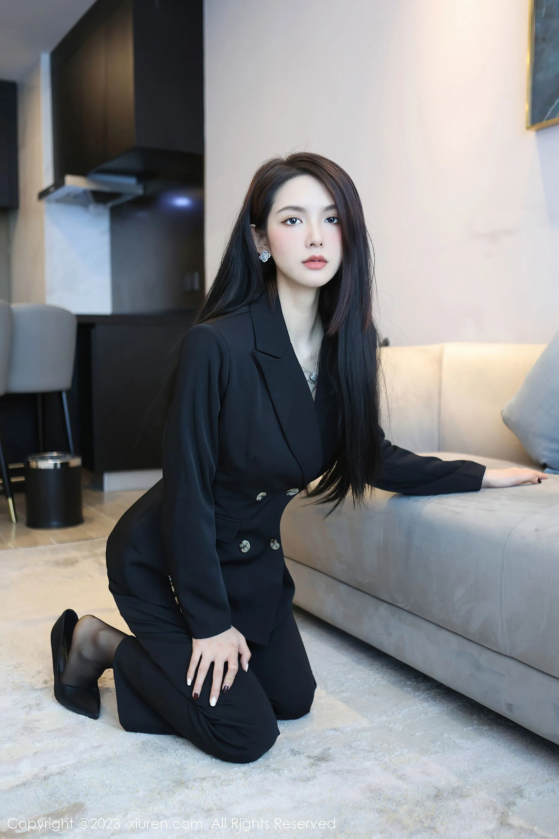 秀人网 No.6576 乔一一 黑丝美腿第19张