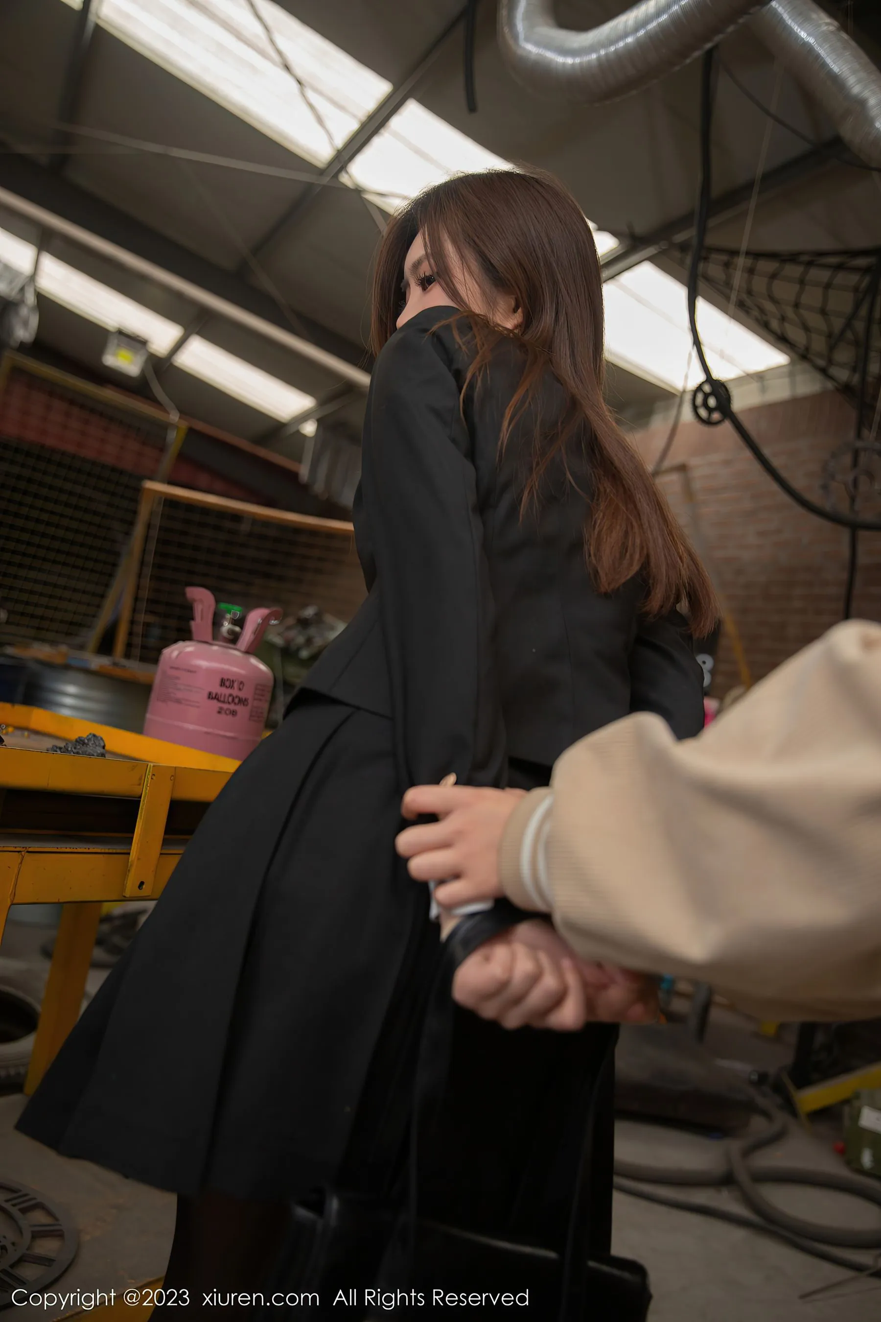 秀人网 No.6537 绮里嘉ula 黑丝美腿第24张