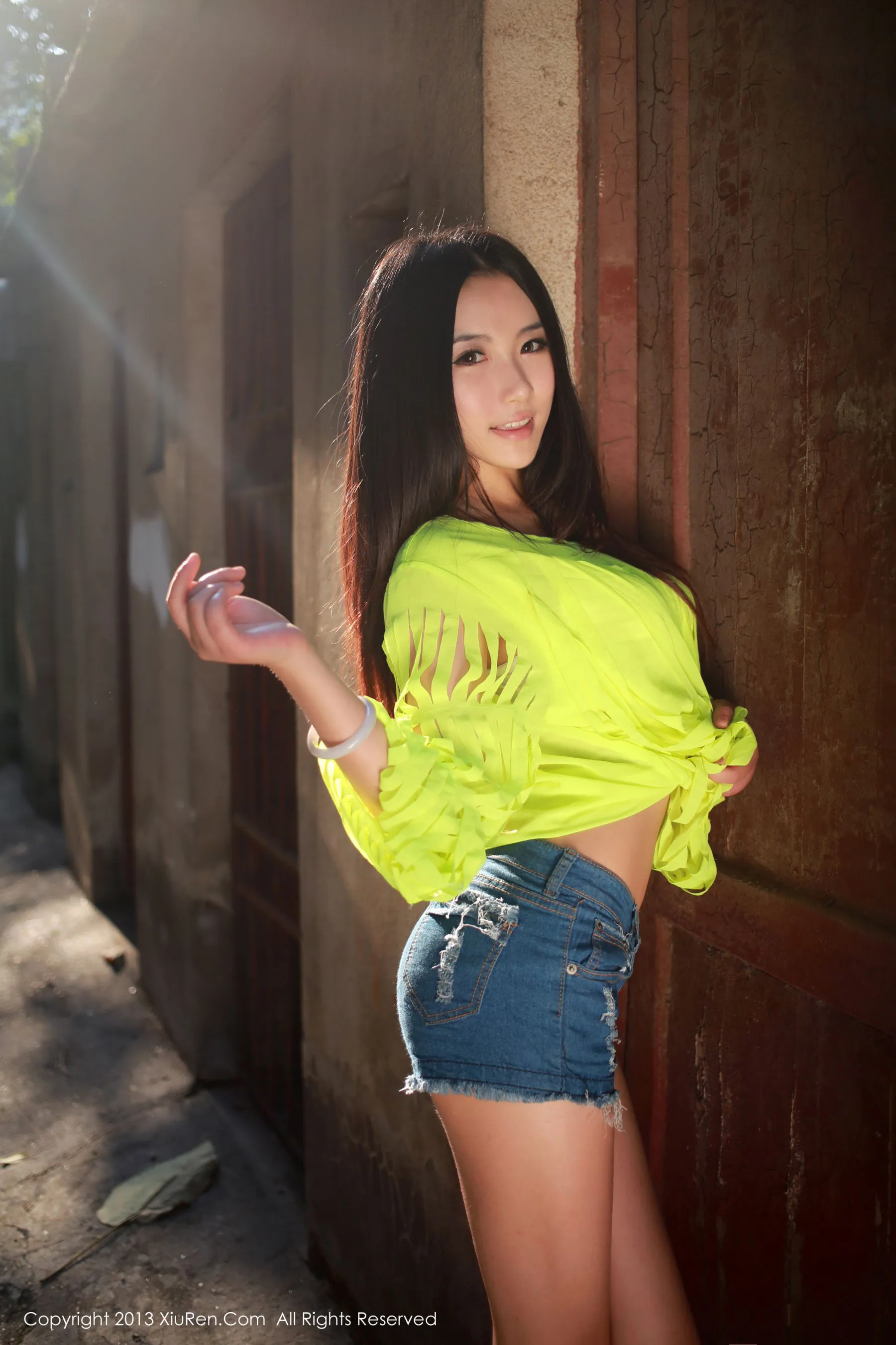 MOON嘉依 秀人网 No.017第3张