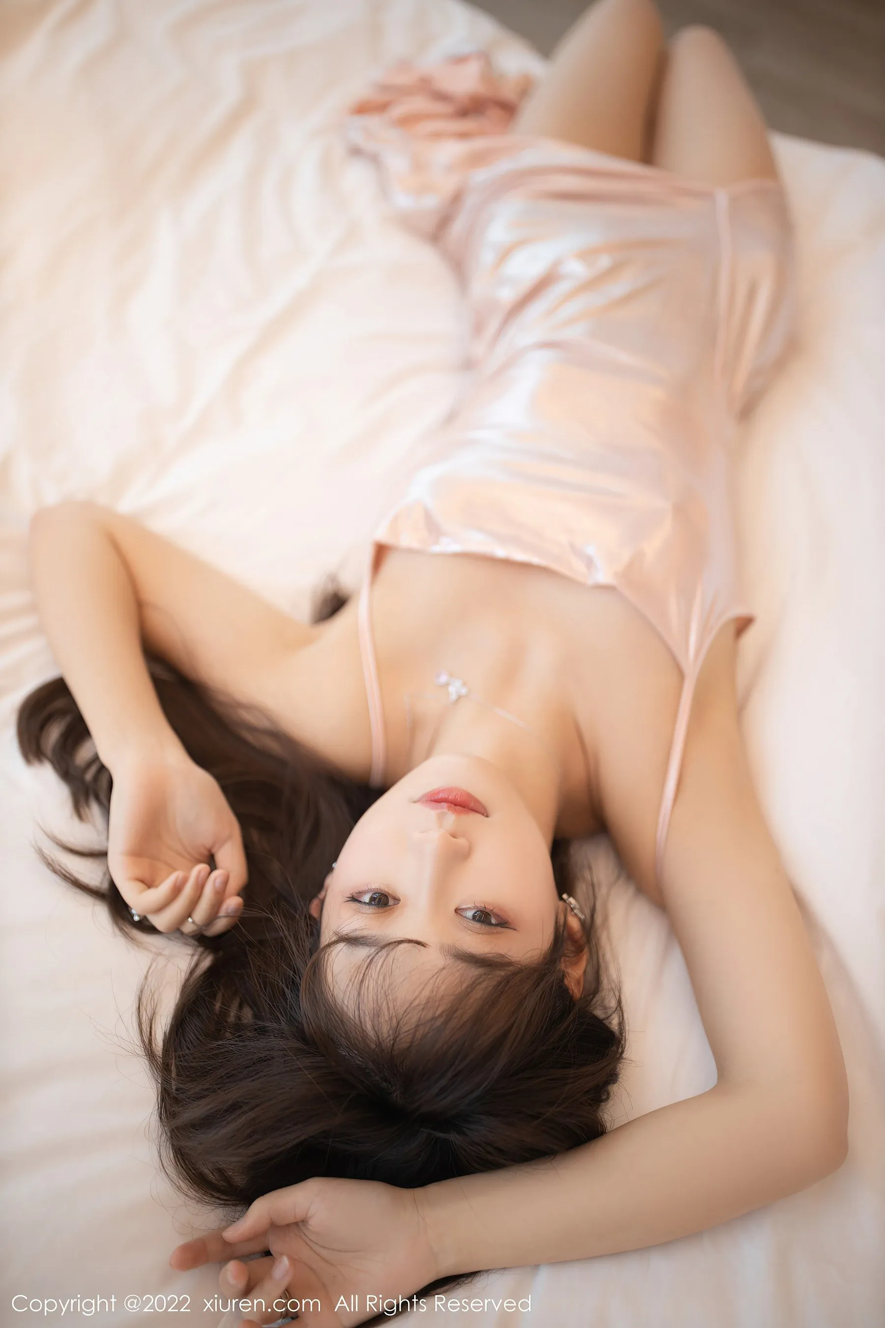  秀人网 No.4683 唐安琪 吊带长裙旅拍写真第27张