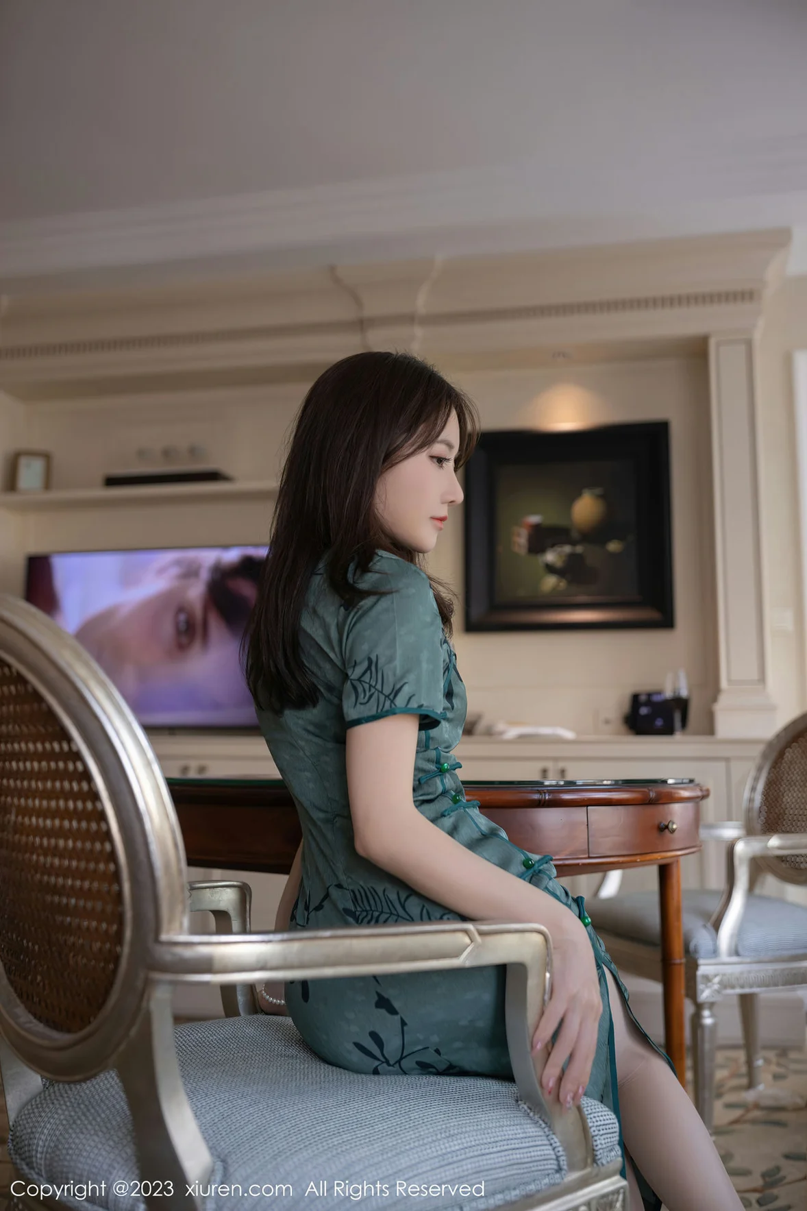  XiuRen 秀人 No.6893 鱼子酱Fish 旗袍写真巴厘岛旅拍 [82P]第2张