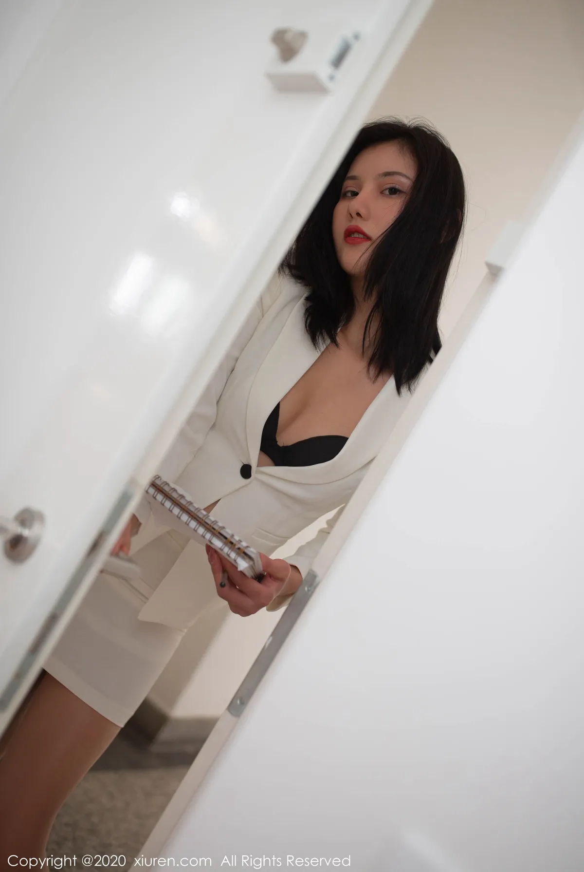 XIUREN秀人网 N0.2016 就是阿朱啊第33张