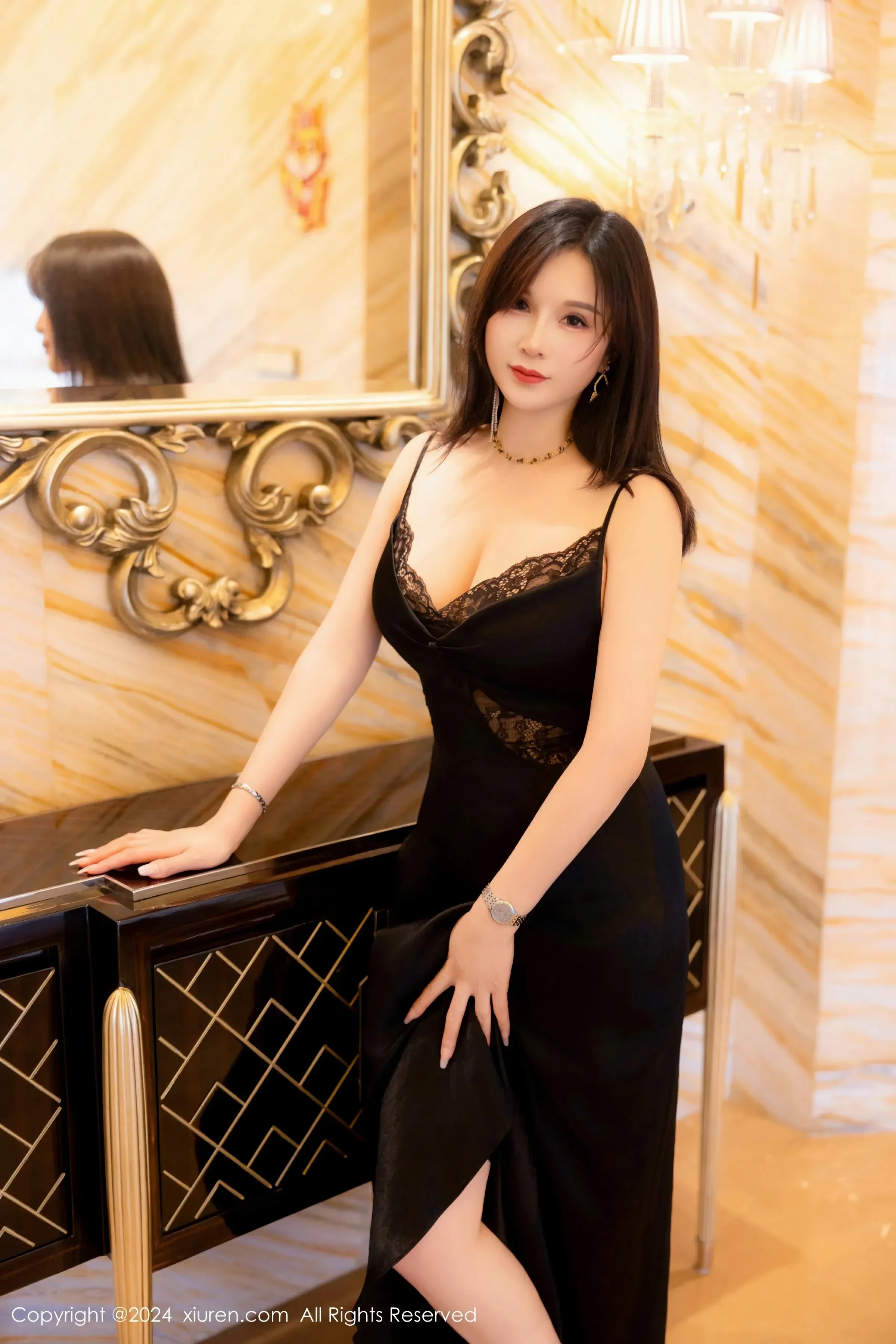  XiuRen 秀人 No.8825 水水姐 [73P]第3张