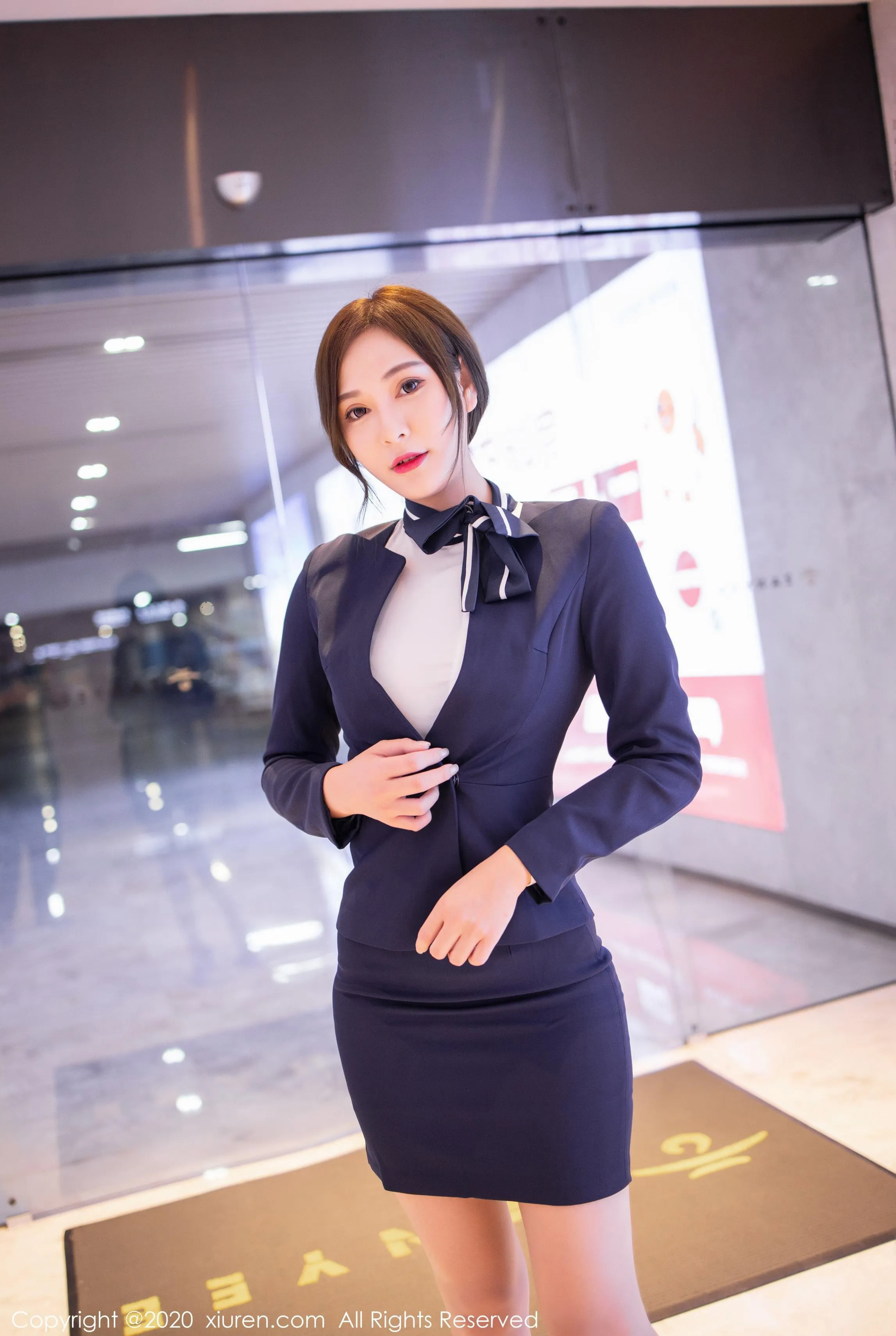 XIUREN秀人网 NO.2221 Lavinia肉肉第17张