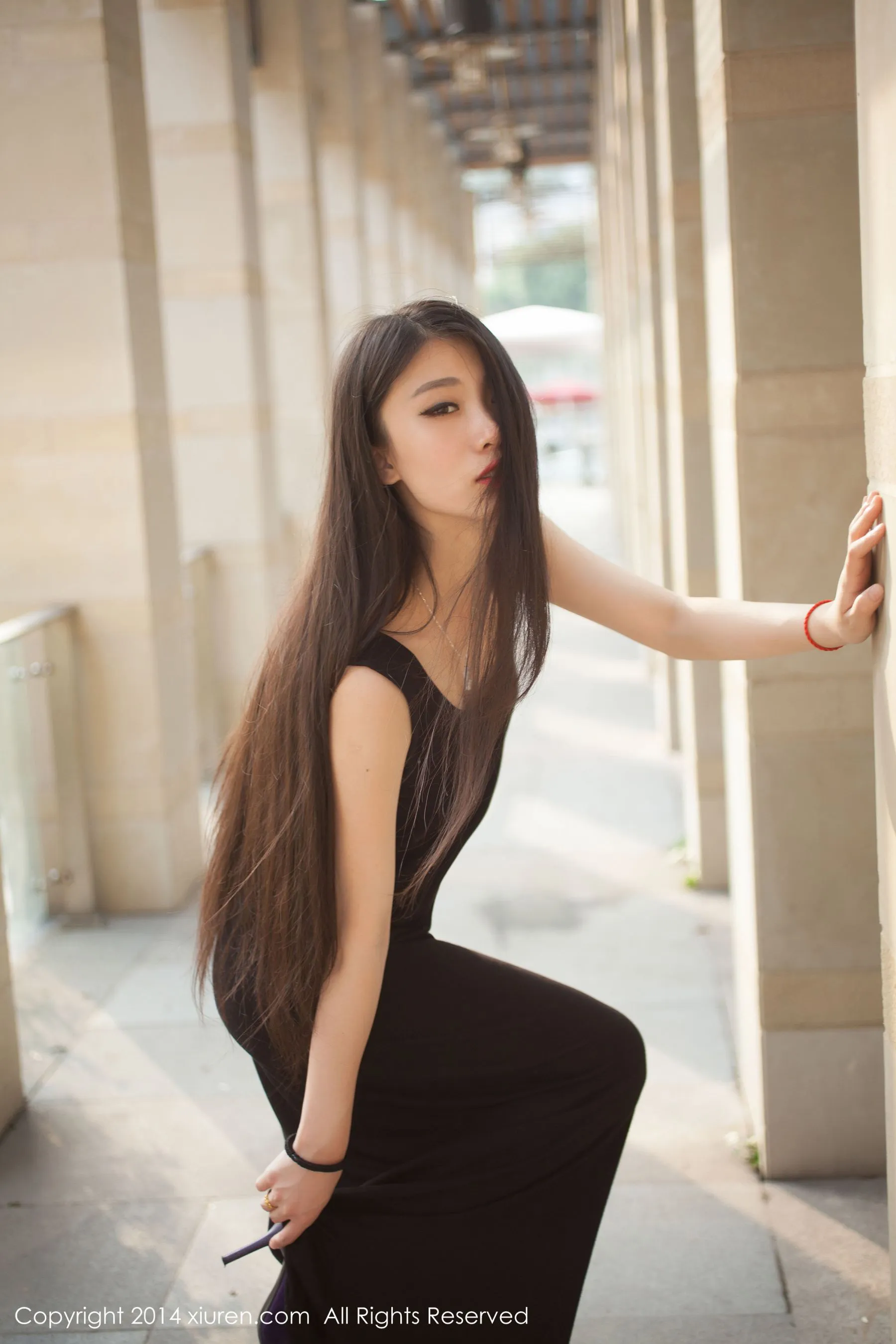 无敌美臀妹子战姝羽Zina 秀人网 No.169第5张