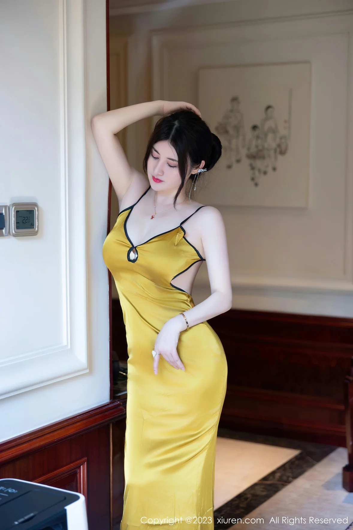  XiuRen 秀人 No.7302 诗诗kiki 吊带长裙性感写真 [84P]第19张