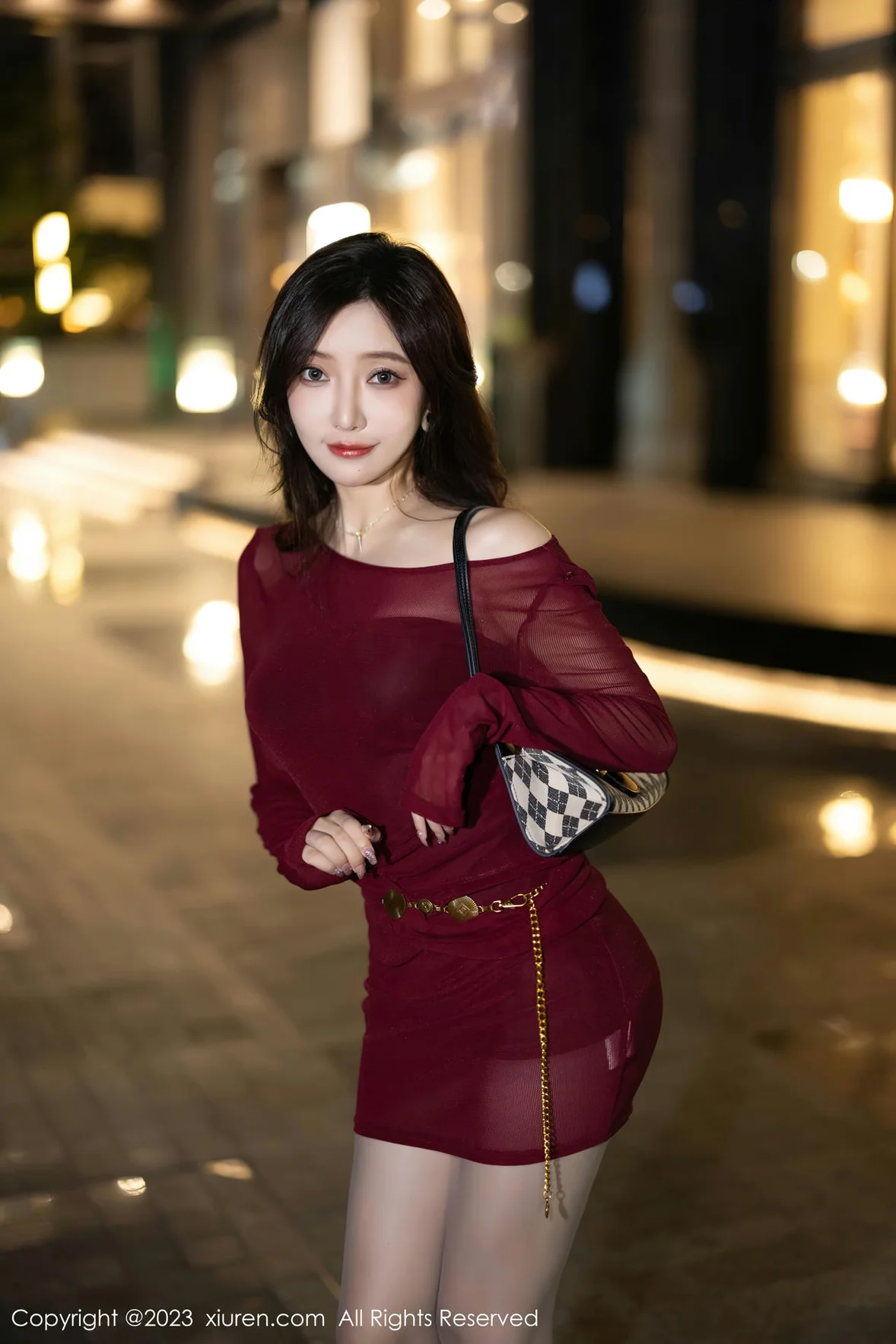  秀人网 No.7400 王馨瑶yanni 黑色情趣内衣安吉旅拍 [93P]第1张