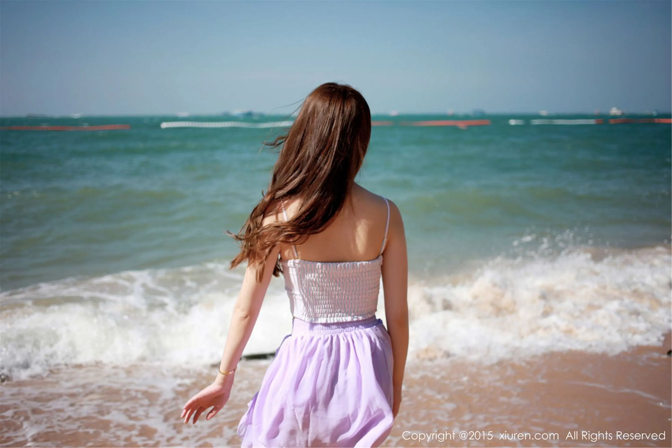  MARA酱《海边、街拍、酒店泳池系列》 秀人网 No.269第4张