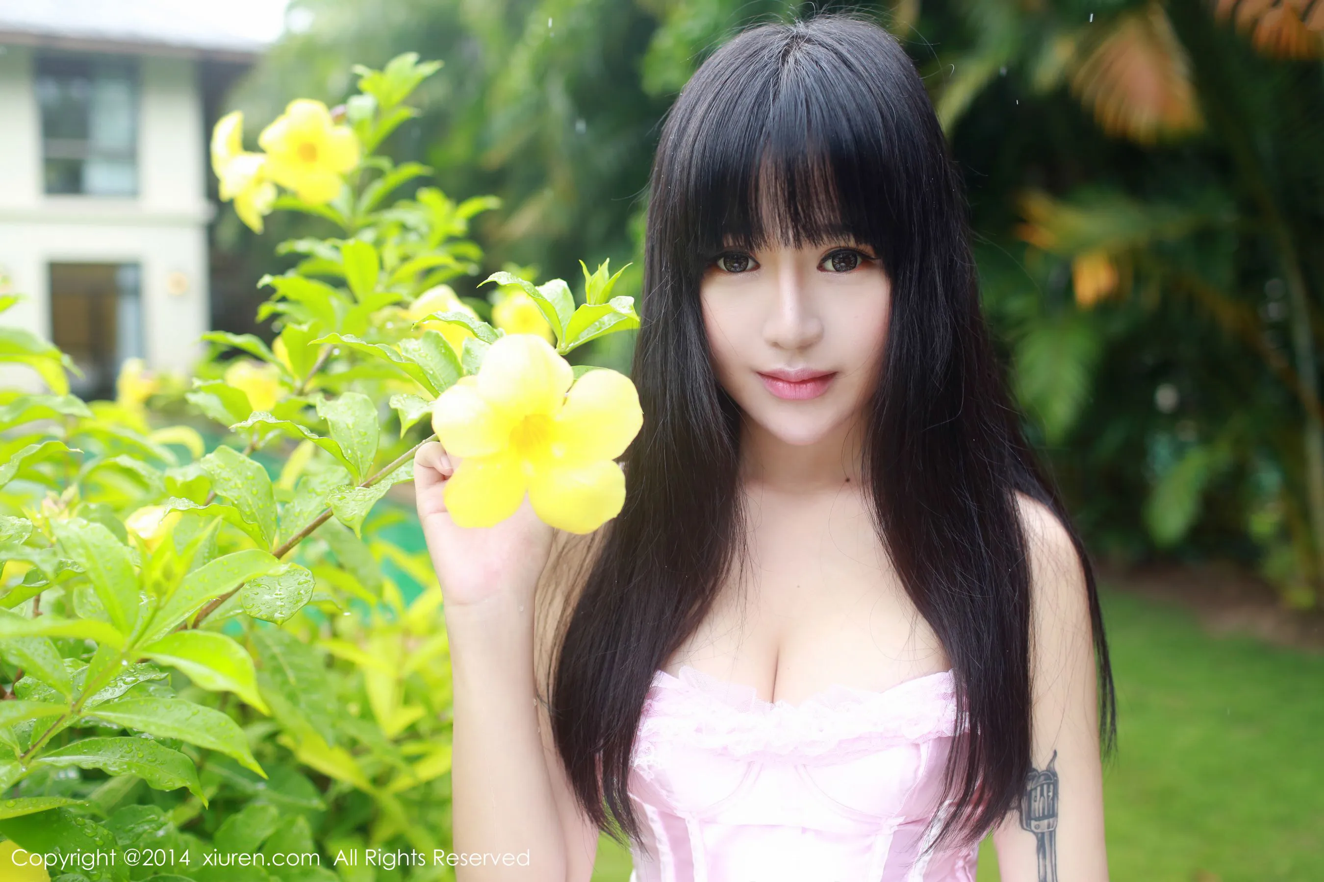  八宝icey《三亚旅拍+泰国旅拍》合辑 秀人网 No.215第10张