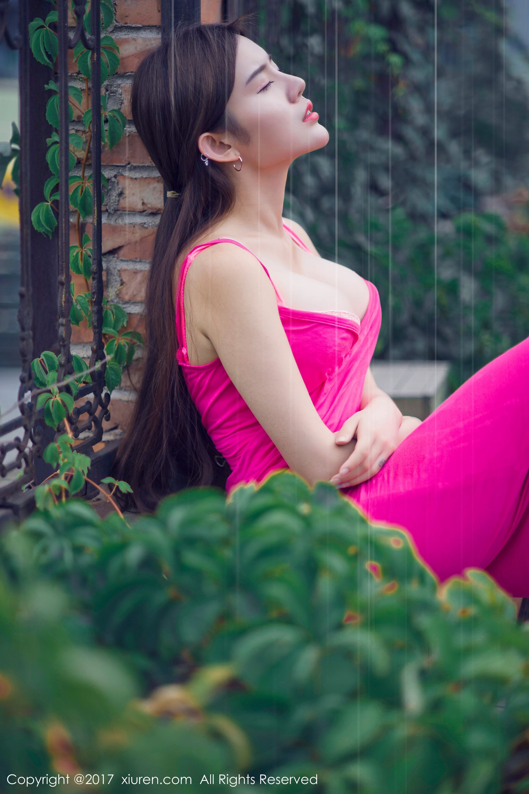  兔子NINA《青春的诱惑和妩媚》 XiuRen 秀人网 NO.813第11张