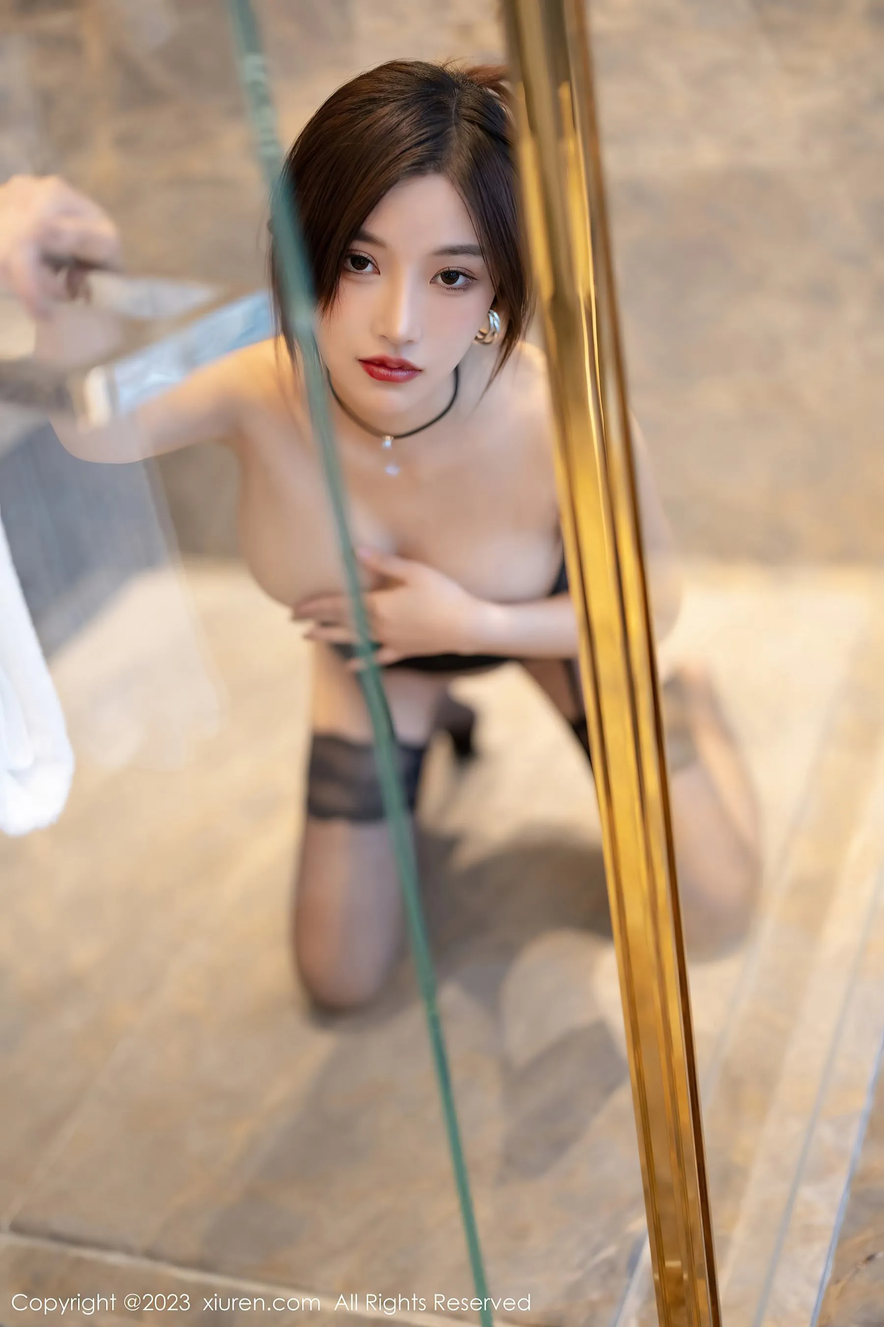  秀人网 No.6779 妙可可Cheese 黑丝美腿第13张