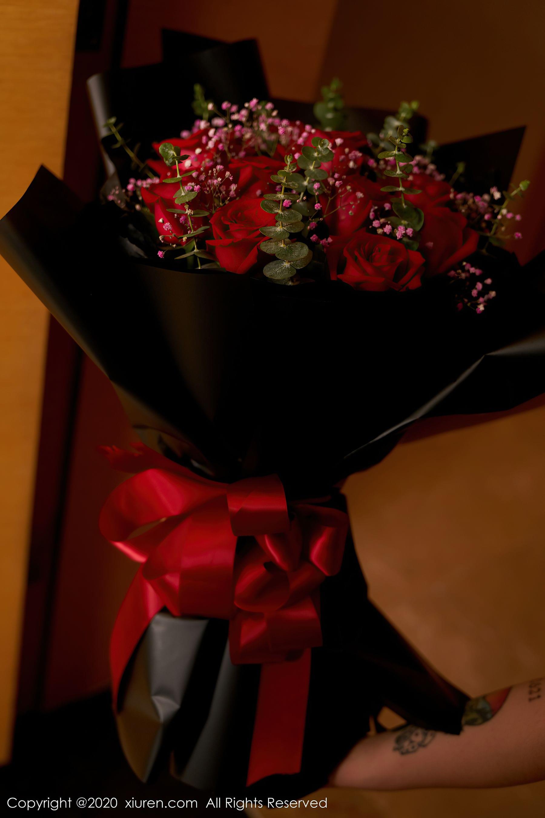  秀人XIUREN No.2327 杨晨晨sugar第26张