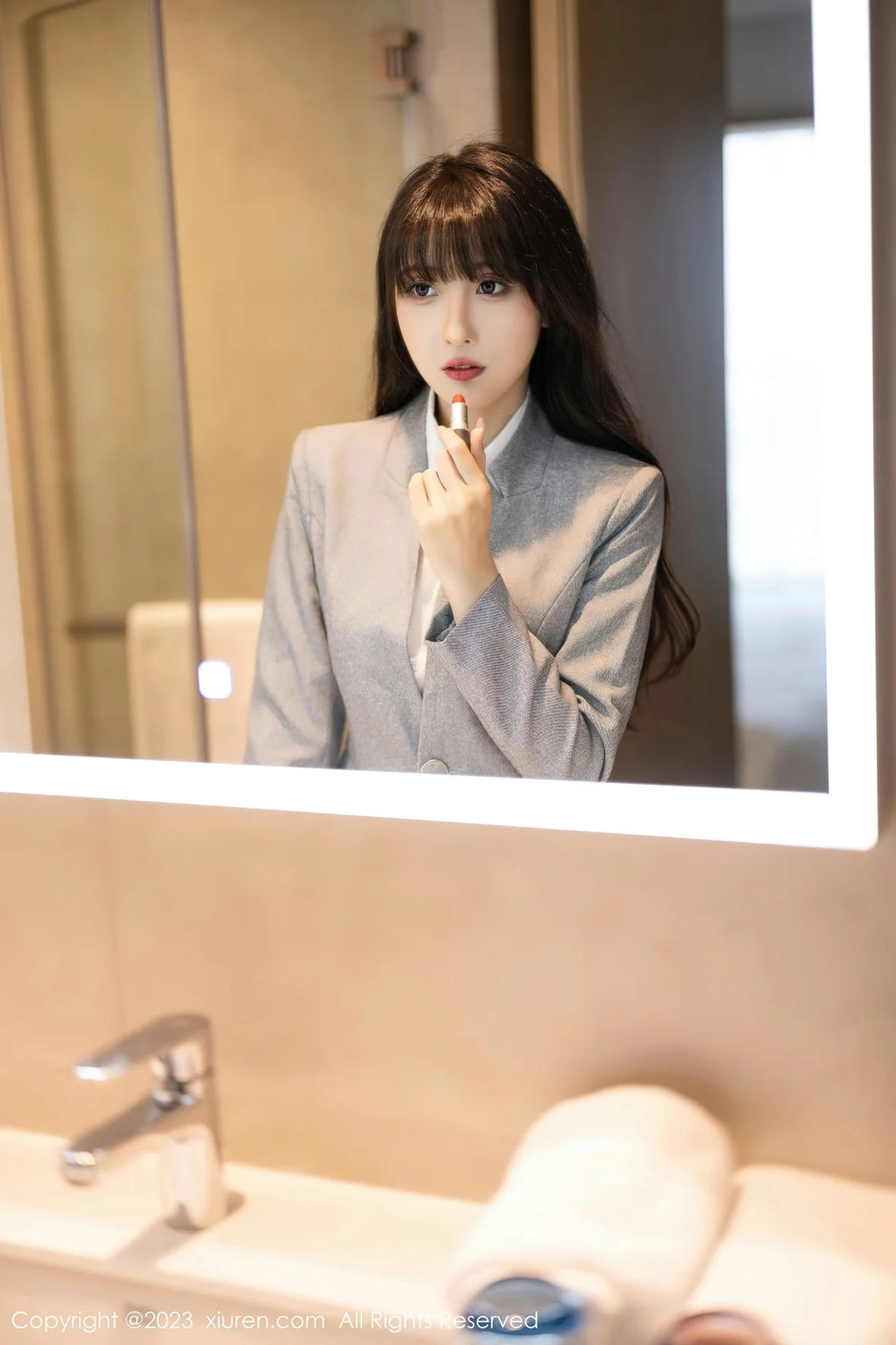  秀人网 No.7422 林星阑 OL职场安吉旅拍 [86P]第1张