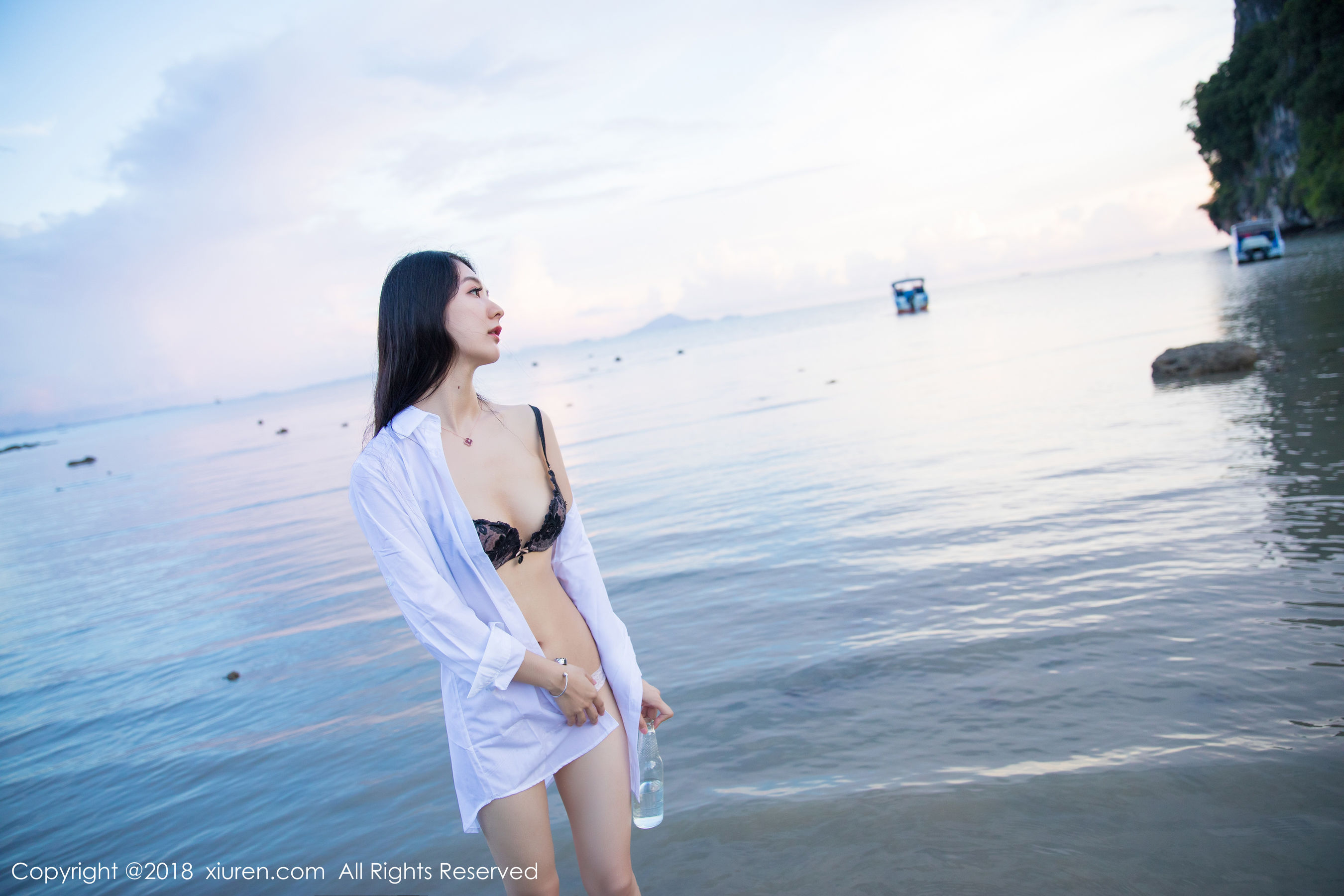  小热巴《白衬衫加蕾丝内衣系列》 XiuRen 秀人网 No.962第13张