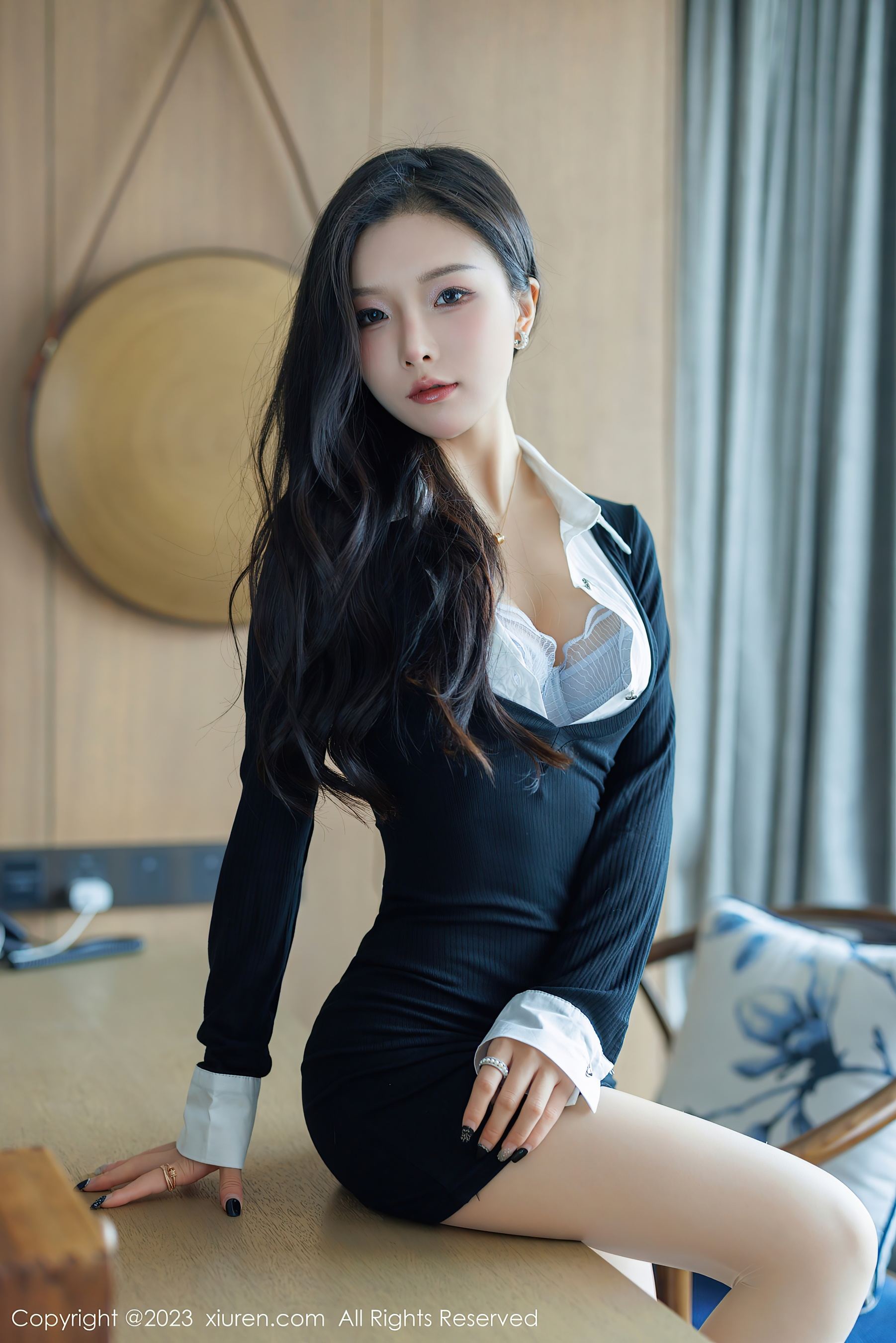  XiuRen 秀人 No.7471 七七kiko 制服美腿第16张