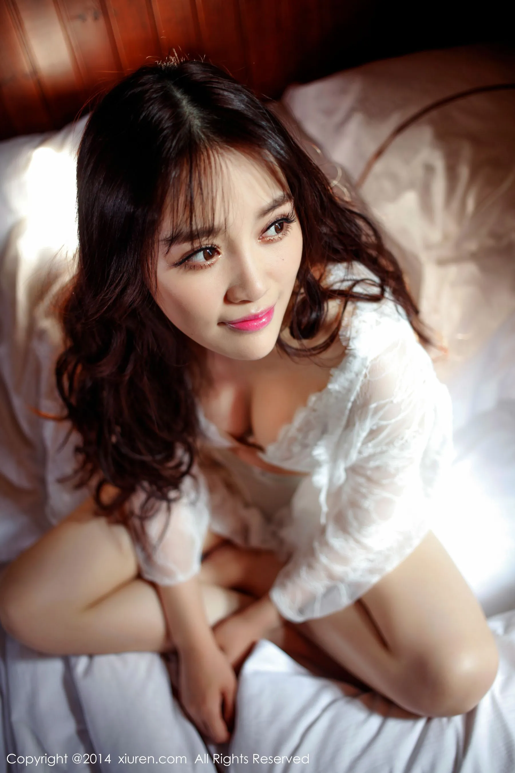 高溜MilkCat《蕾丝+运动装》 秀人网 No.225第13张