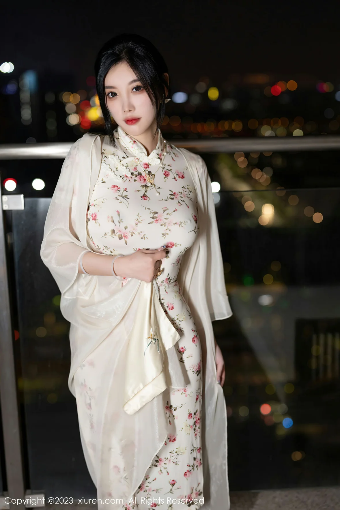  秀人网 No.7363 杨晨晨Yome 碎花旗袍浙江安吉旅拍 [87P]第1张