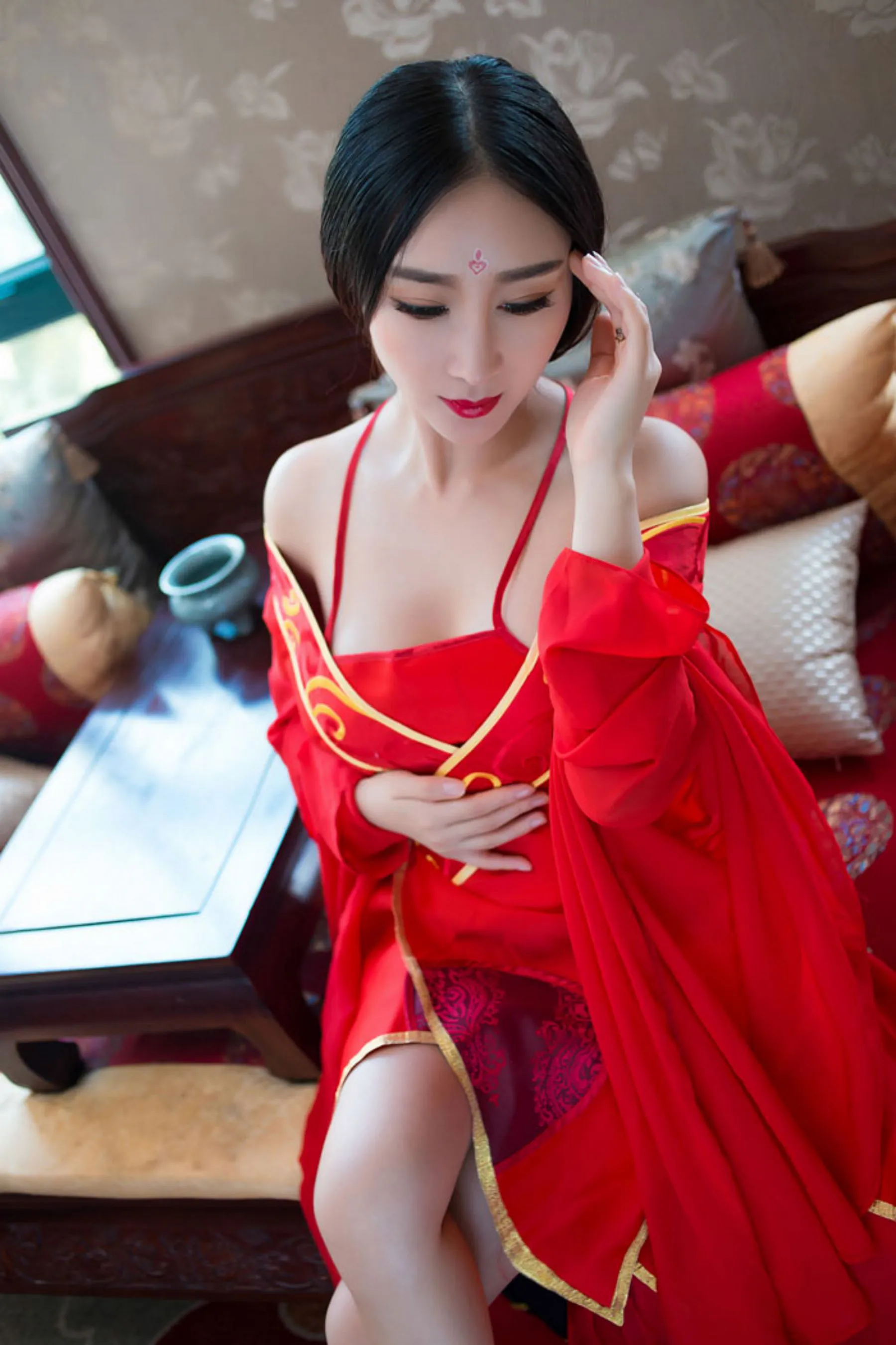 邹晶晶《花千骨 ? 魔化》COS 秀人网 No.382第1张