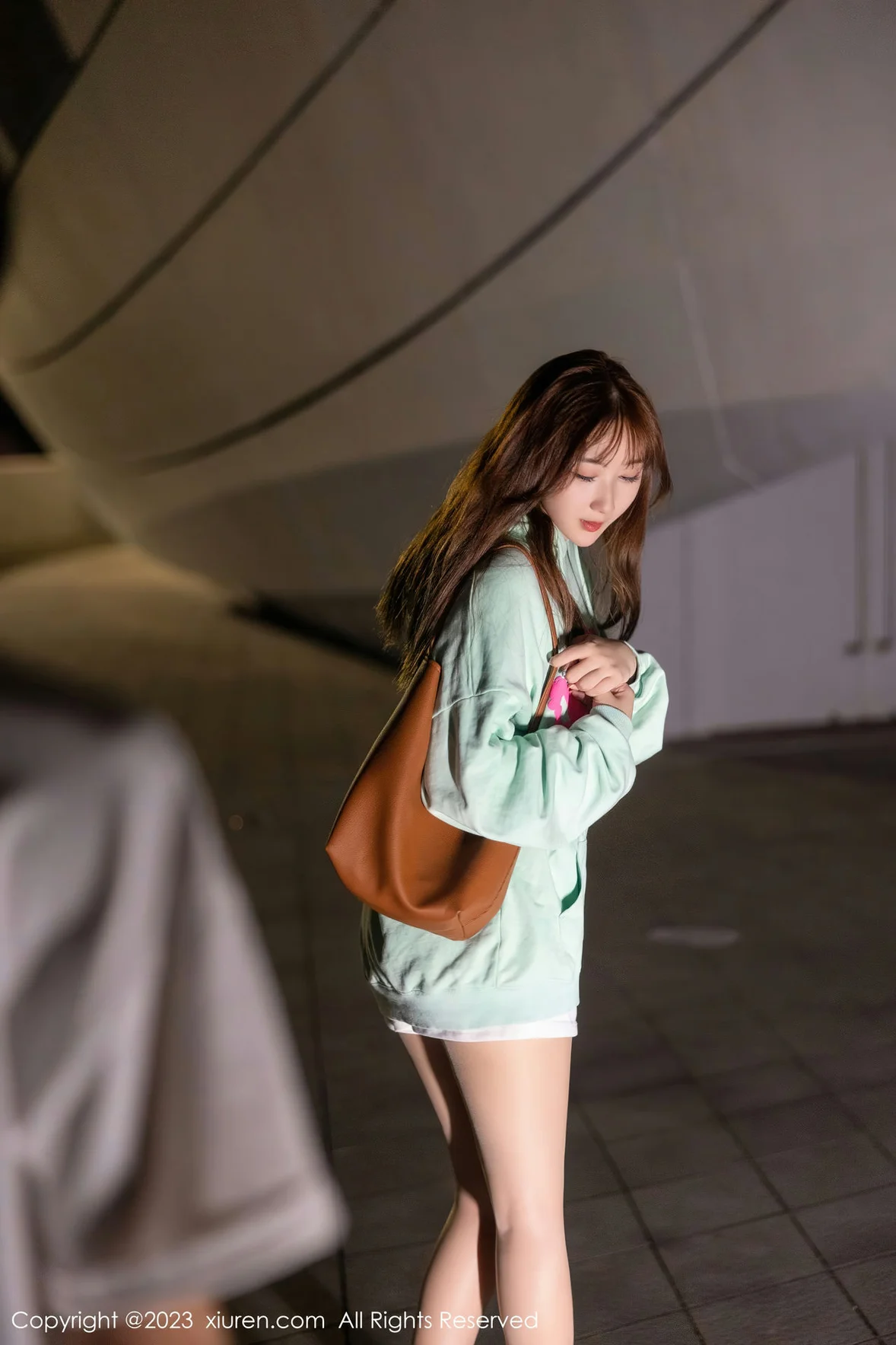  XiuRen 秀人 No.7072 江真真 户外拍摄性感写真 [81P]第3张