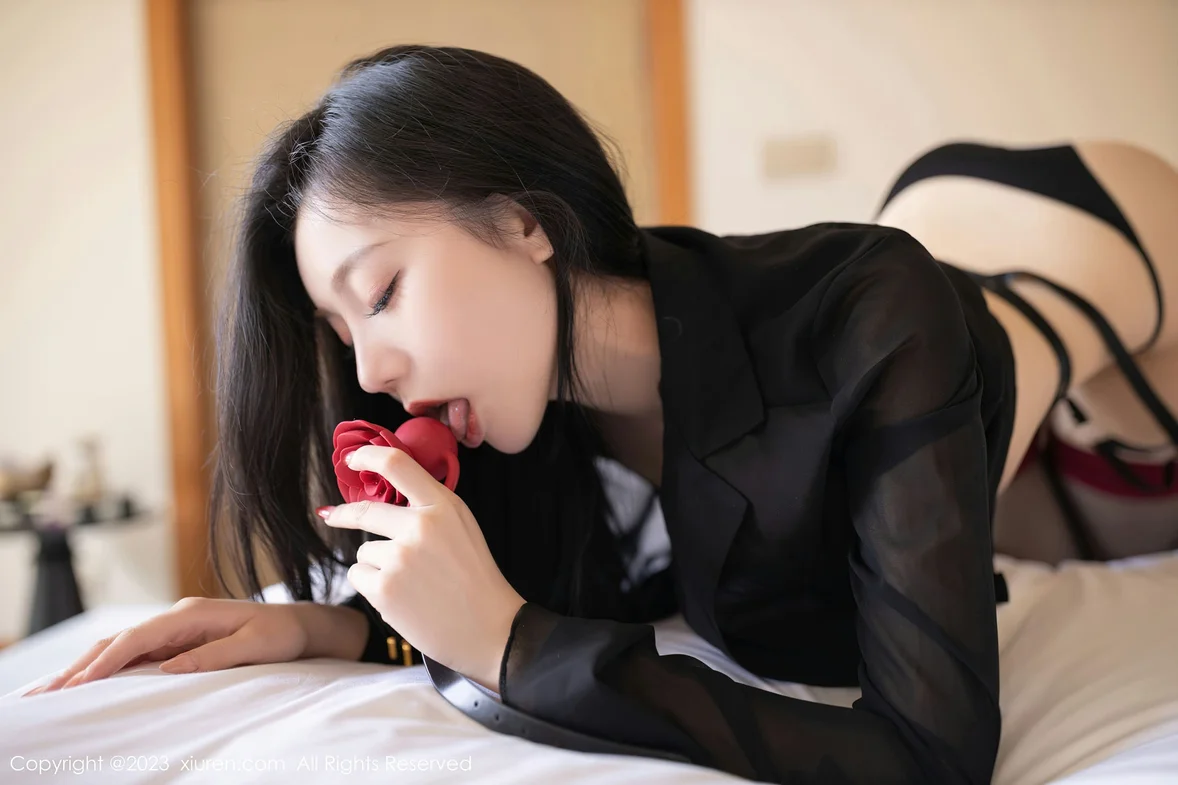  XiuRen 秀人 No.6867 安然anran 魅惑黑丝性感写真 [81P]第15张