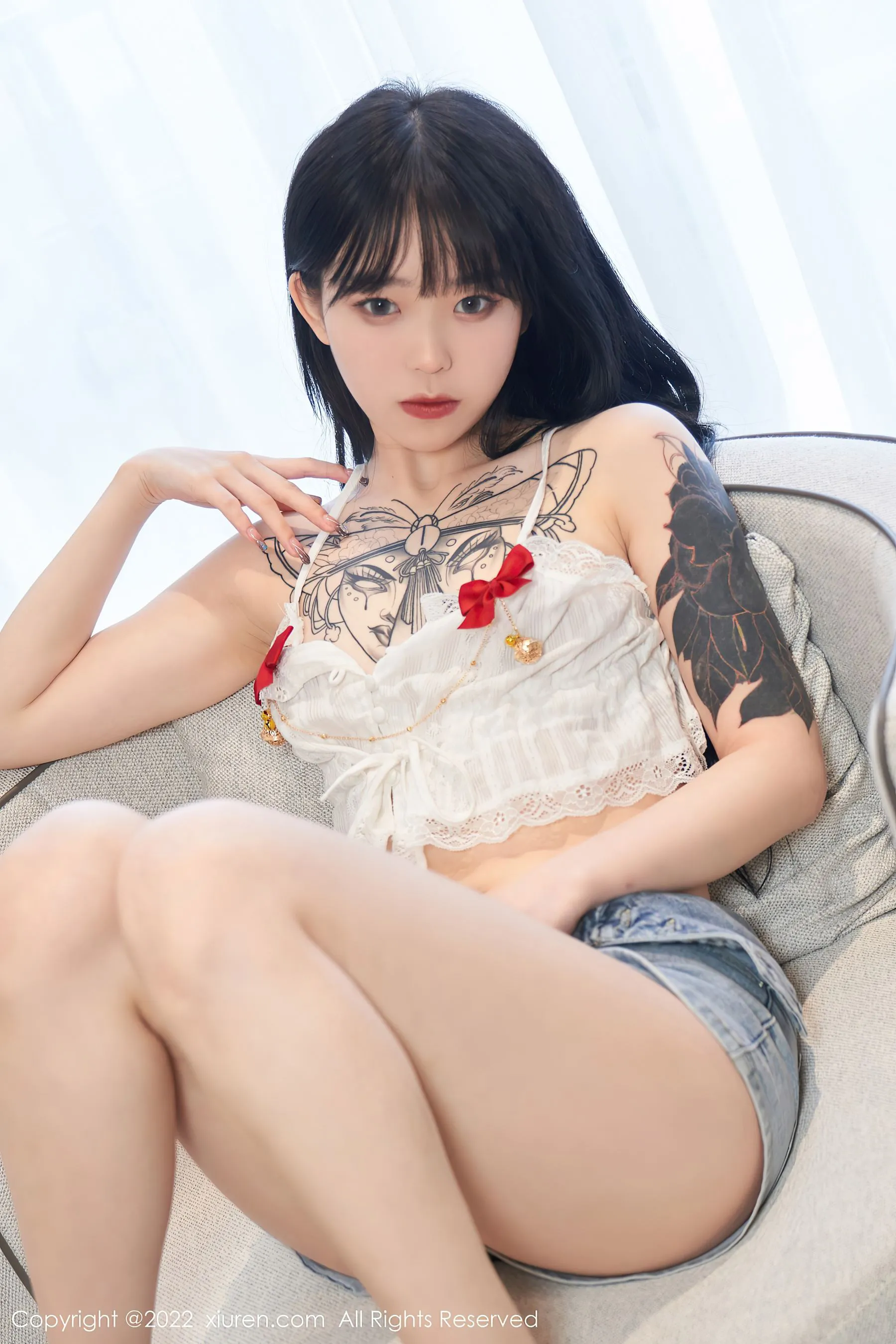  秀人网 No.5124 奶瓶. 牛仔裤美腿第8张