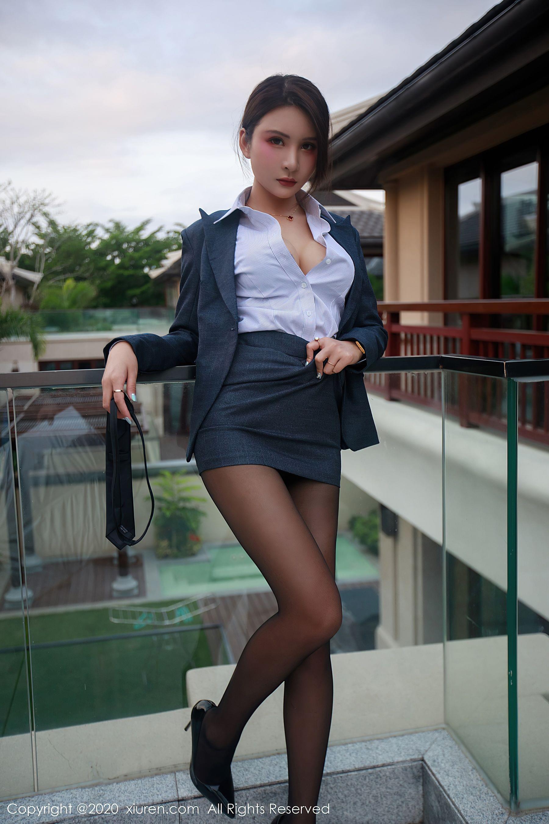 秀人XIUREN No.2309 Emily顾奈奈第6张