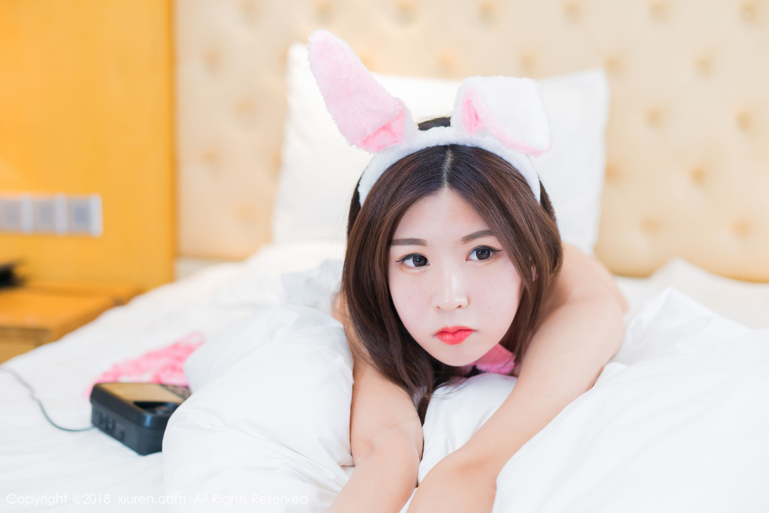  模特点点lily《童颜巨乳甜美妹子》 XiuRen 秀人网 No.1000第7张