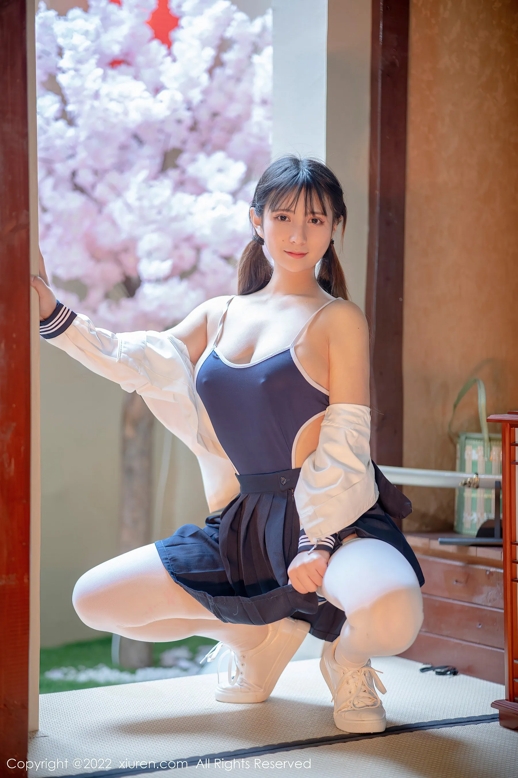  秀人网 No.4624 久久Aimee 美乳细腰日系写真第28张