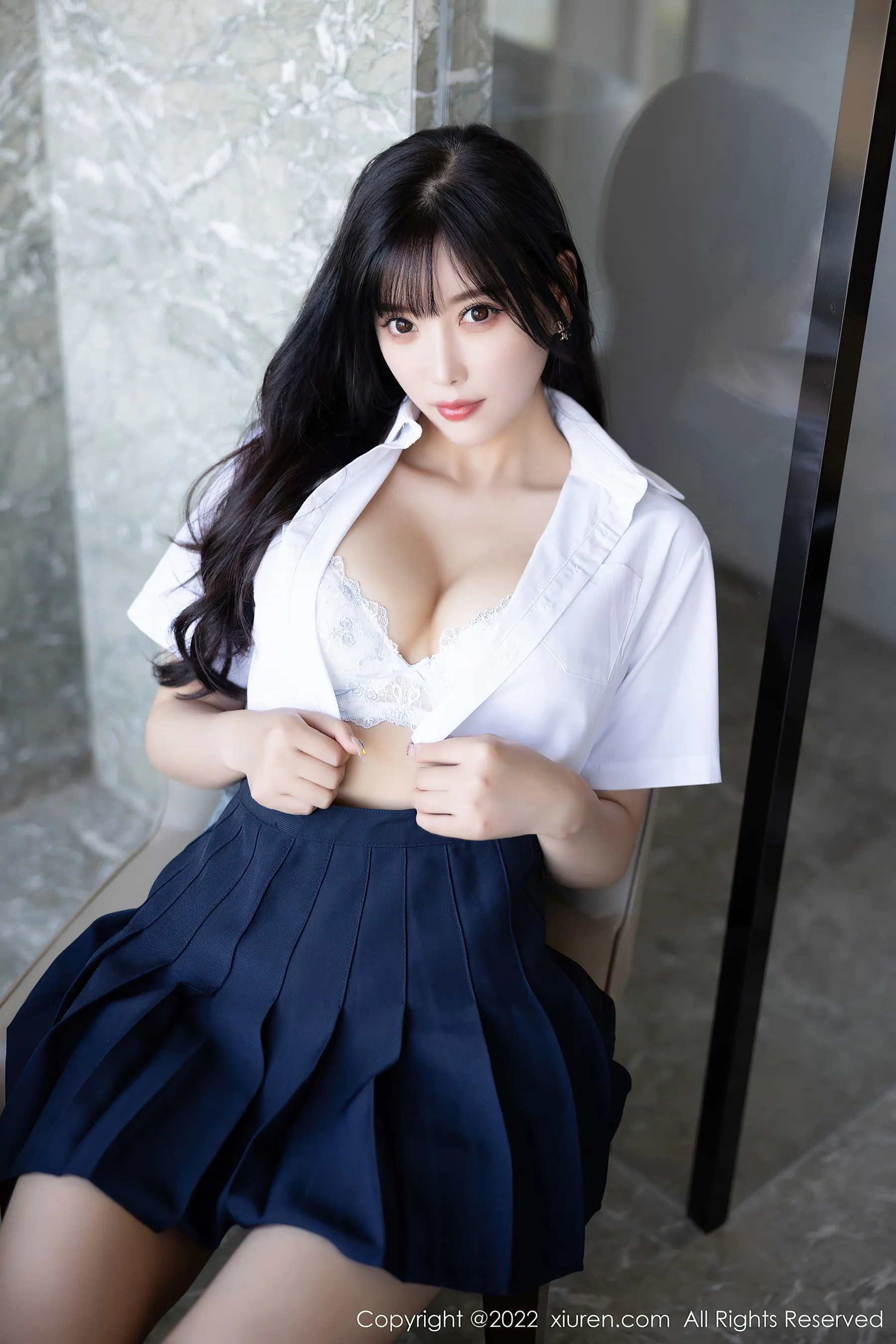  秀人网 No.5338 杨晨晨 校园制服诱惑第3张