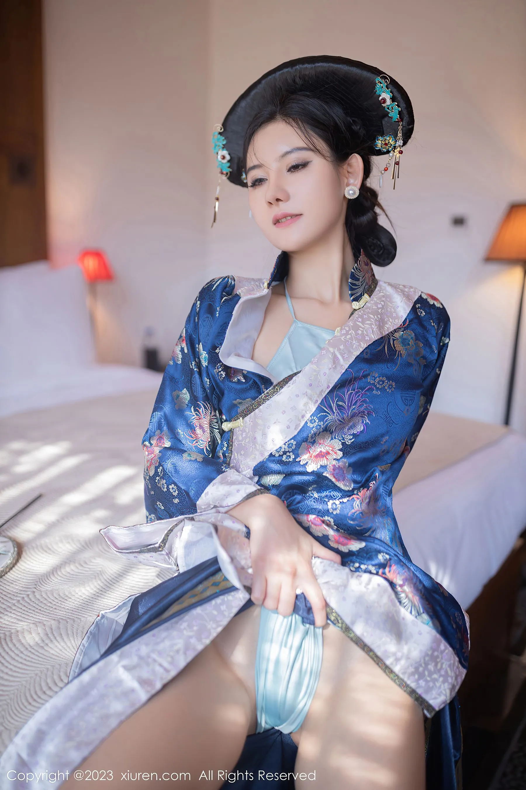 秀人网 No.6398 就是阿朱啊第3张