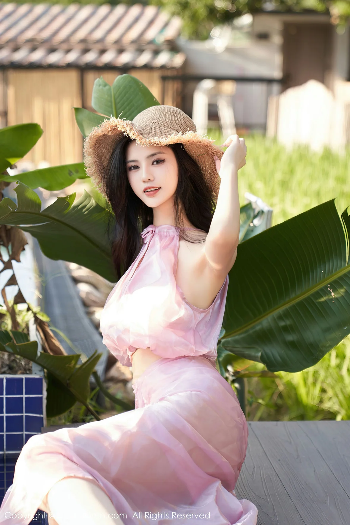  XiuRen 秀人 No.7281 浅浅Danny 夏日清爽户外场景拍摄性感写真 [80P]第8张