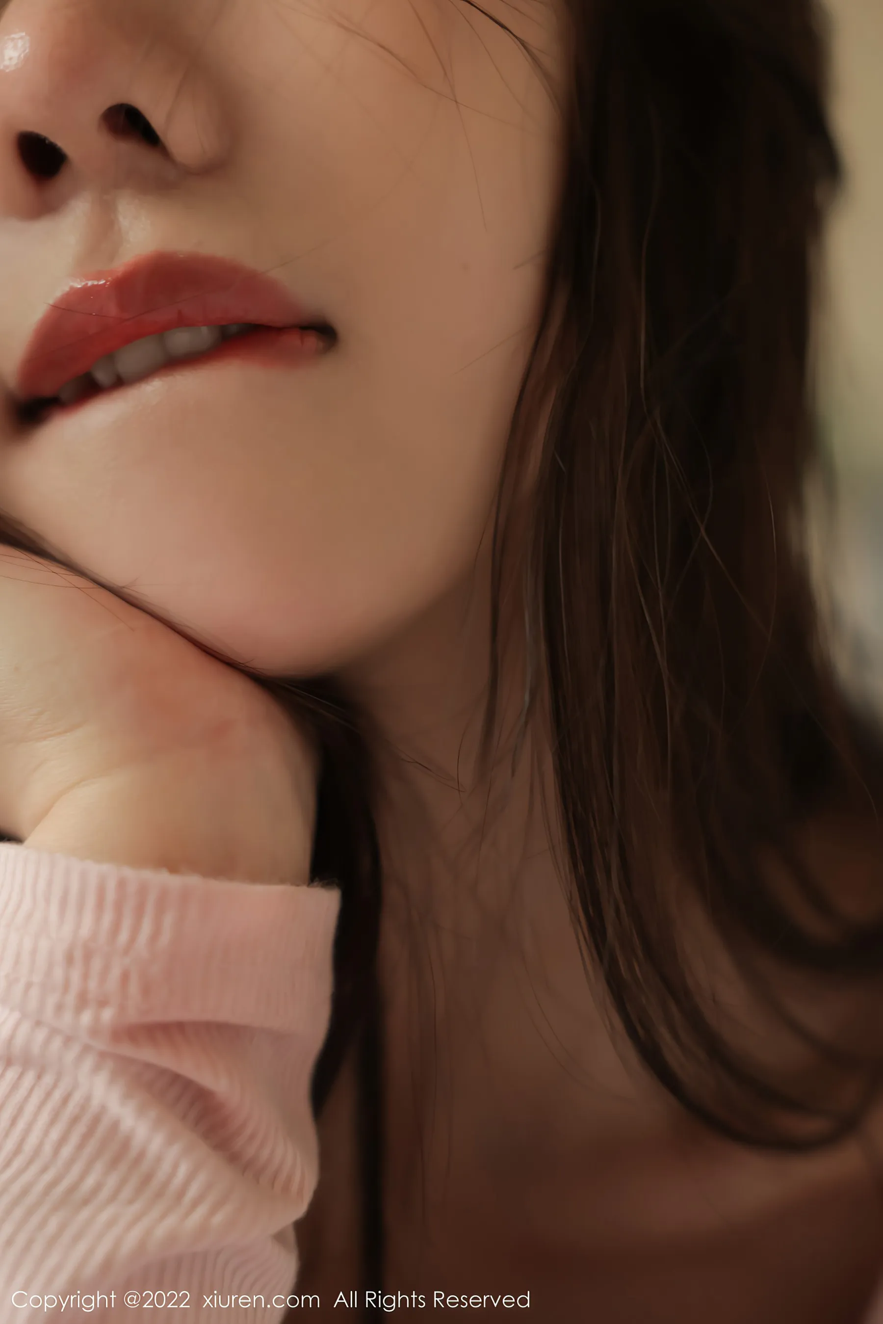  秀人网 No.4817 尹甜甜 牛仔短裤大理旅拍第16张